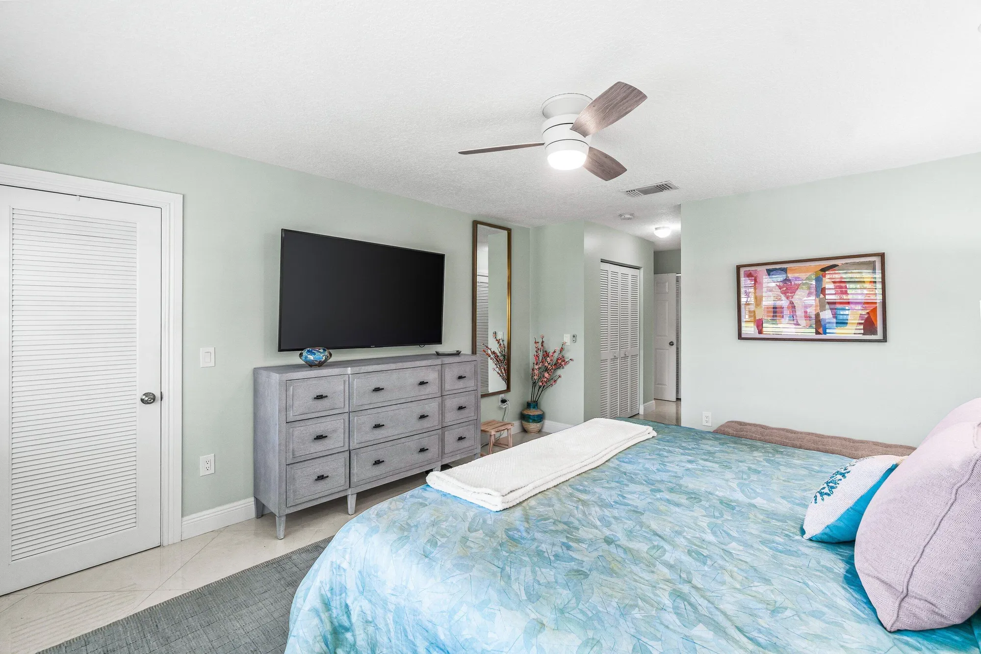 Property Slideshow image 18 of 54 | 24 stratford dr d, Boynton Beach, FL, 33436