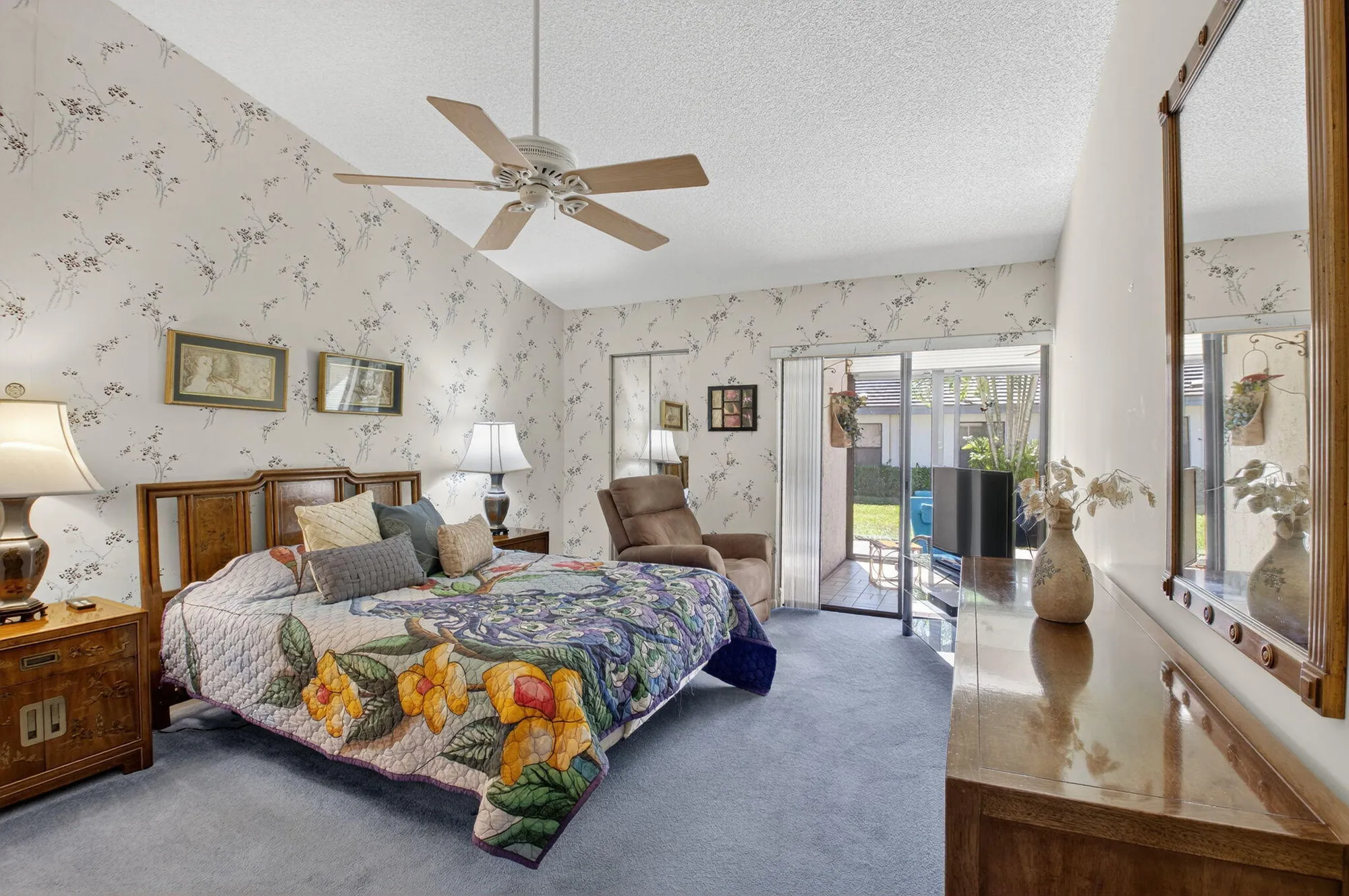Property Slideshow image 19 of 52 | 4692 daylily ct, Boynton Beach, FL, 33436