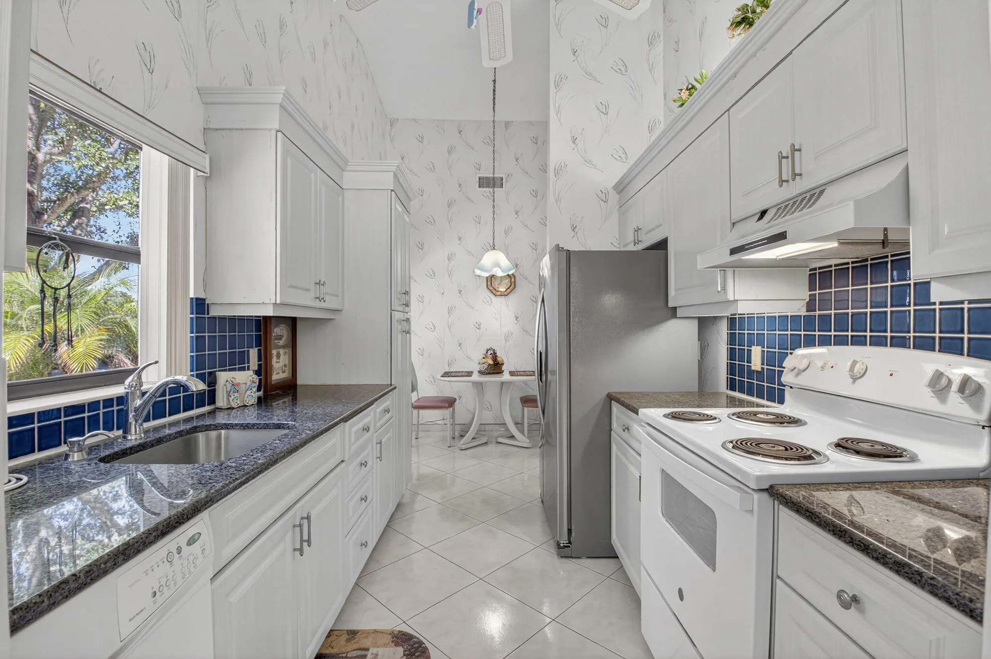 Property Slideshow image 18 of 52 | 4692 daylily ct, Boynton Beach, FL, 33436