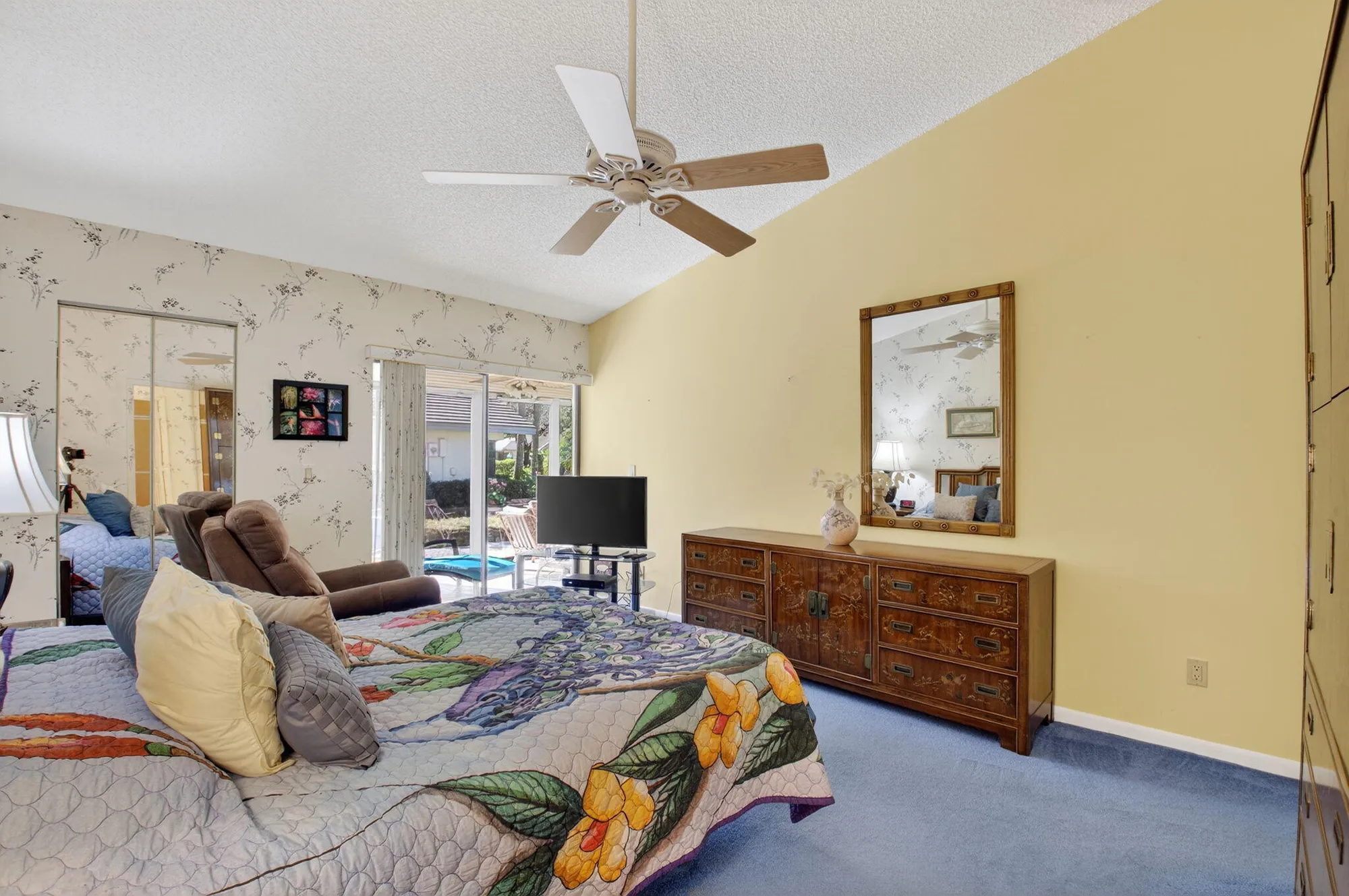 Property Slideshow image 20 of 52 | 4692 daylily ct, Boynton Beach, FL, 33436