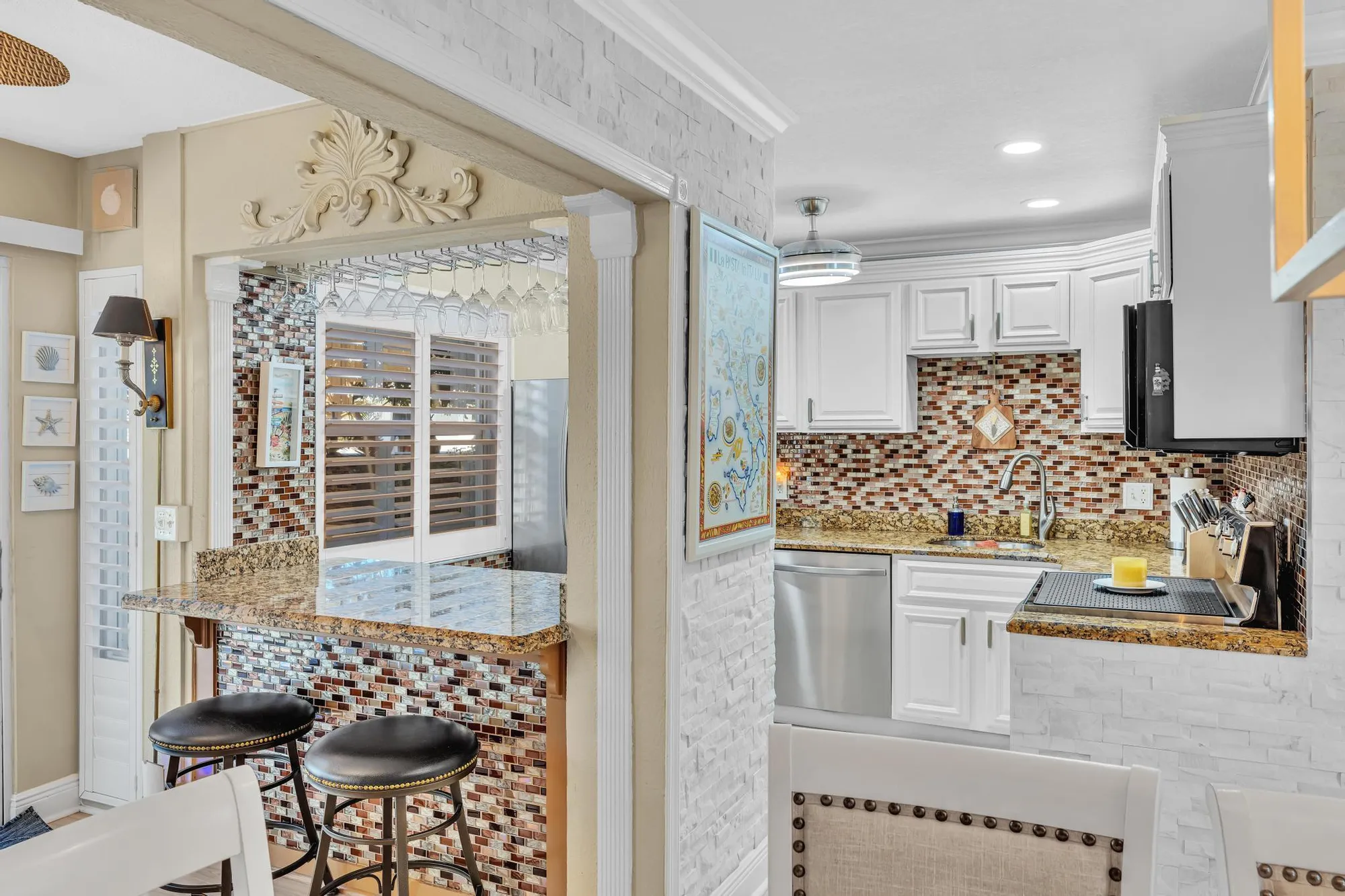 Property Slideshow image 10 of 52 | 34 colonial club dr apt 101, Boynton Beach, FL, 33435