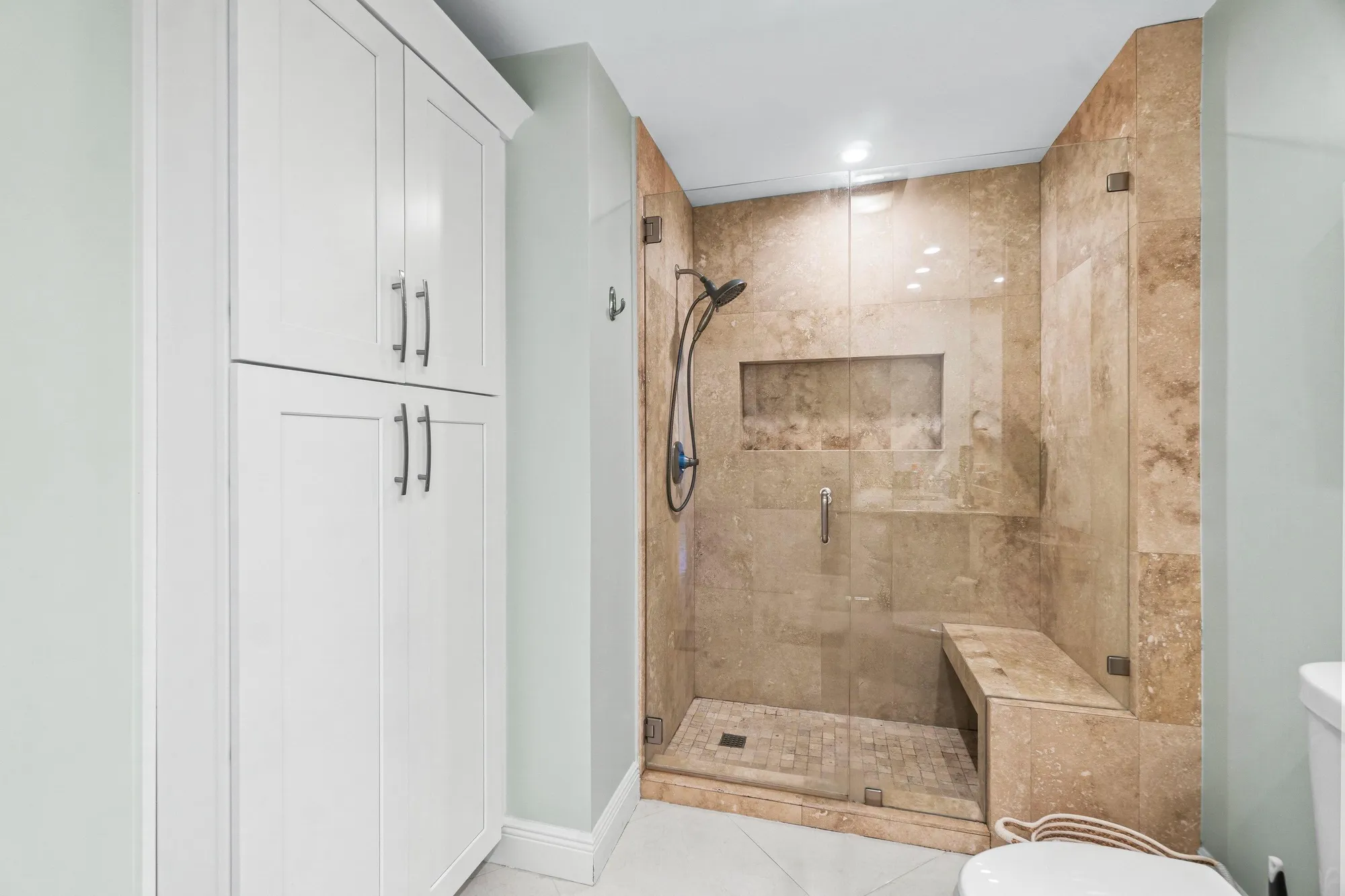 Property Slideshow image 21 of 54 | 24 stratford dr d, Boynton Beach, FL, 33436