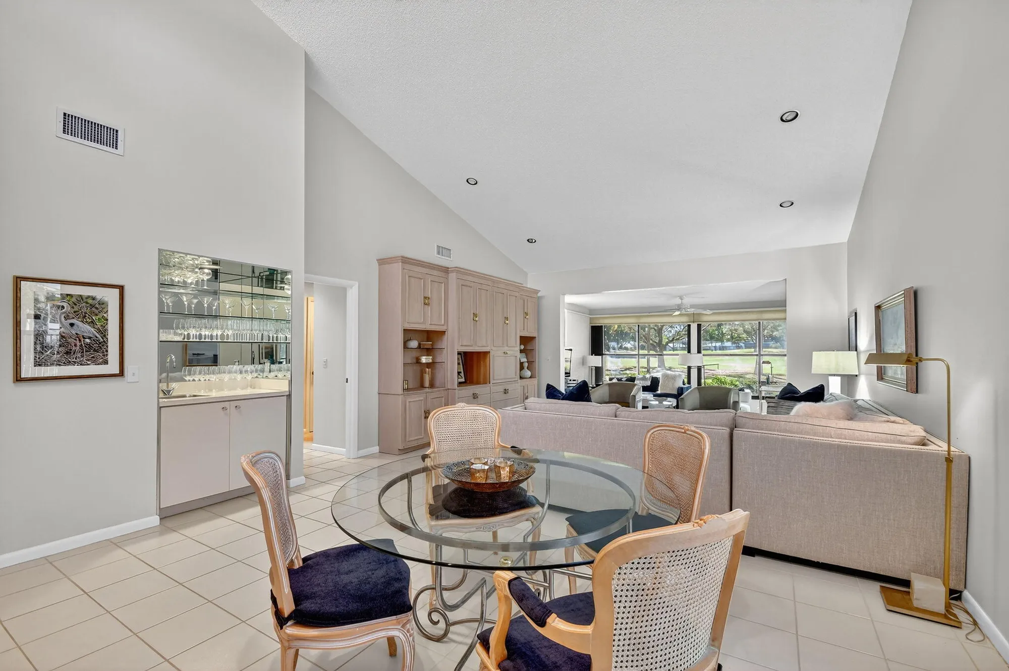 Property Slideshow image 10 of 41 | 65 eastgate dr b, Boynton Beach, FL, 33436