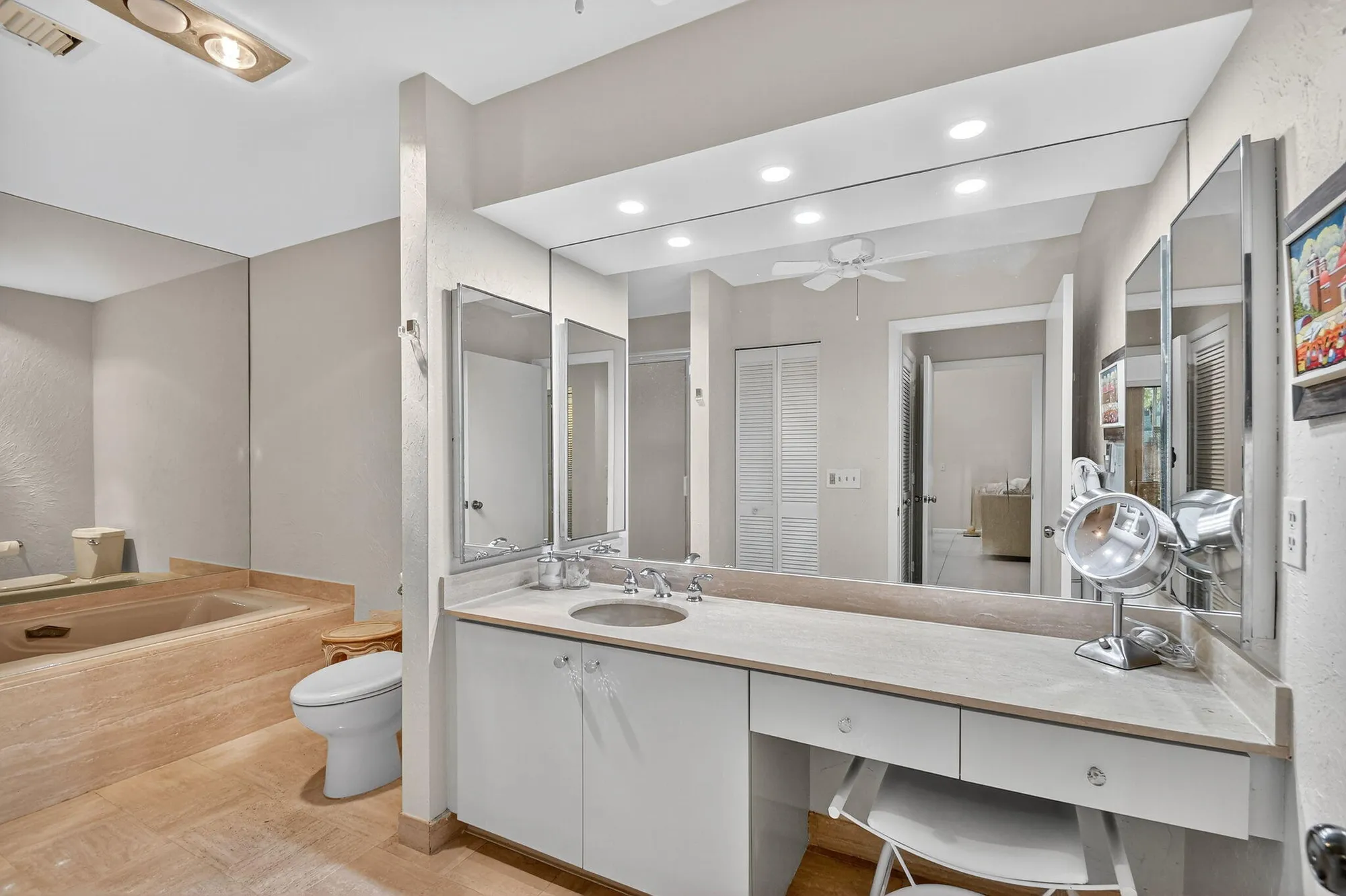 Property Slideshow image 17 of 41 | 65 eastgate dr b, Boynton Beach, FL, 33436