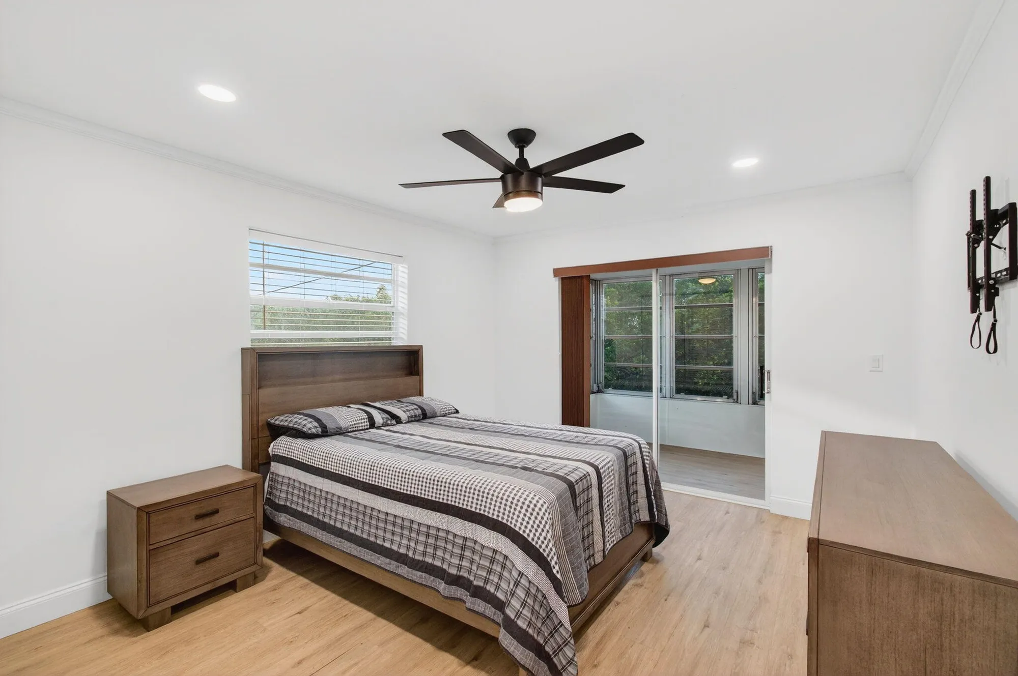 Property Slideshow image 25 of 57 | 449 normandy j j, Delray Beach, FL, 33484