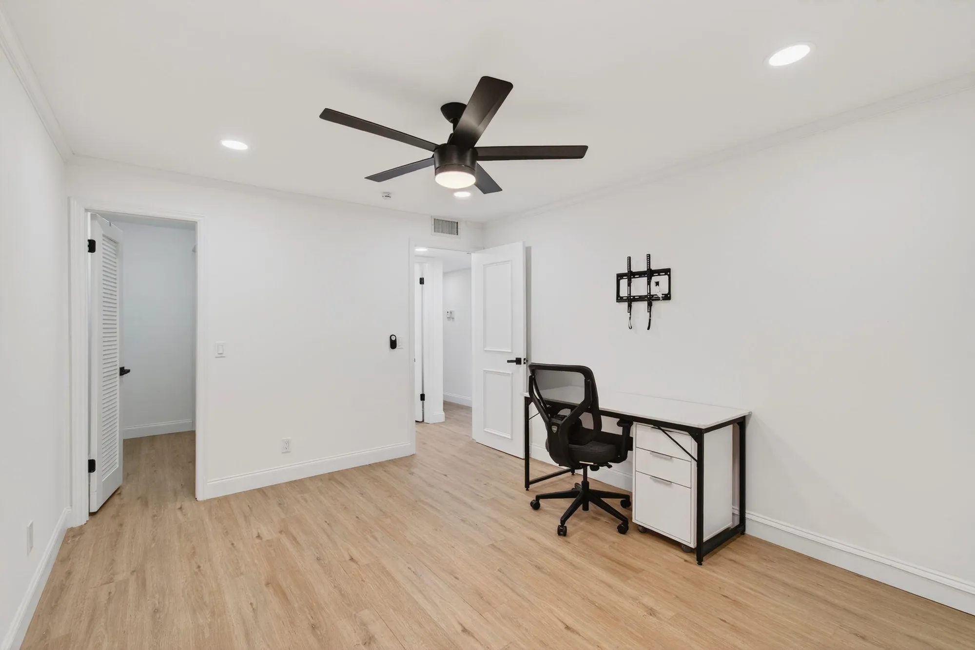 Property Slideshow image 32 of 57 | 449 normandy j j, Delray Beach, FL, 33484