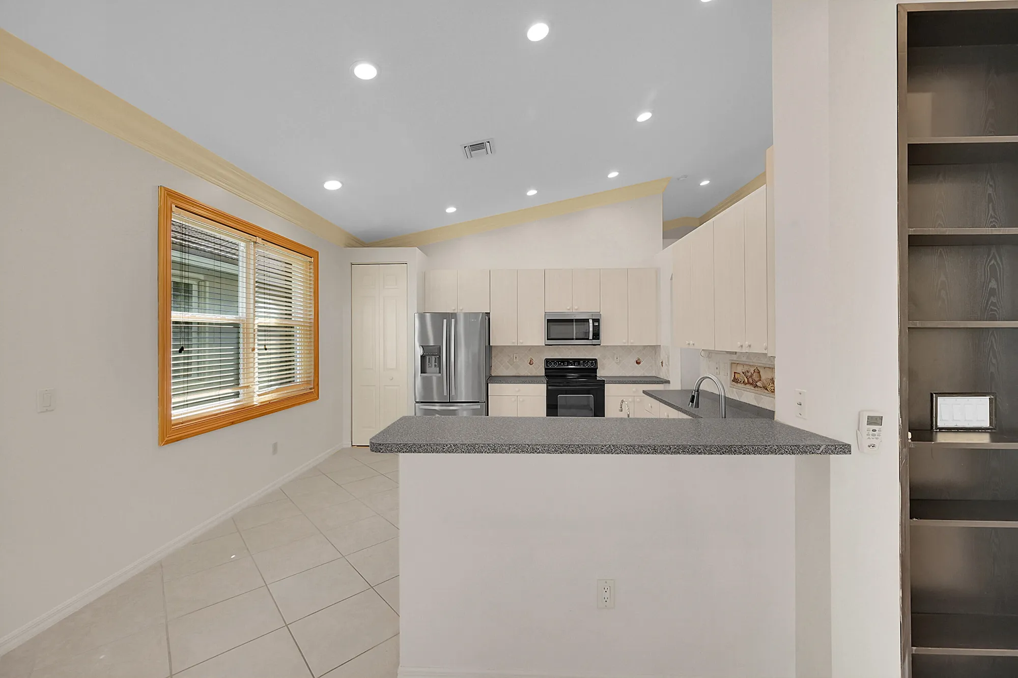 Property Slideshow image 17 of 58 | 7607 new holland way, Boynton Beach, FL, 33437