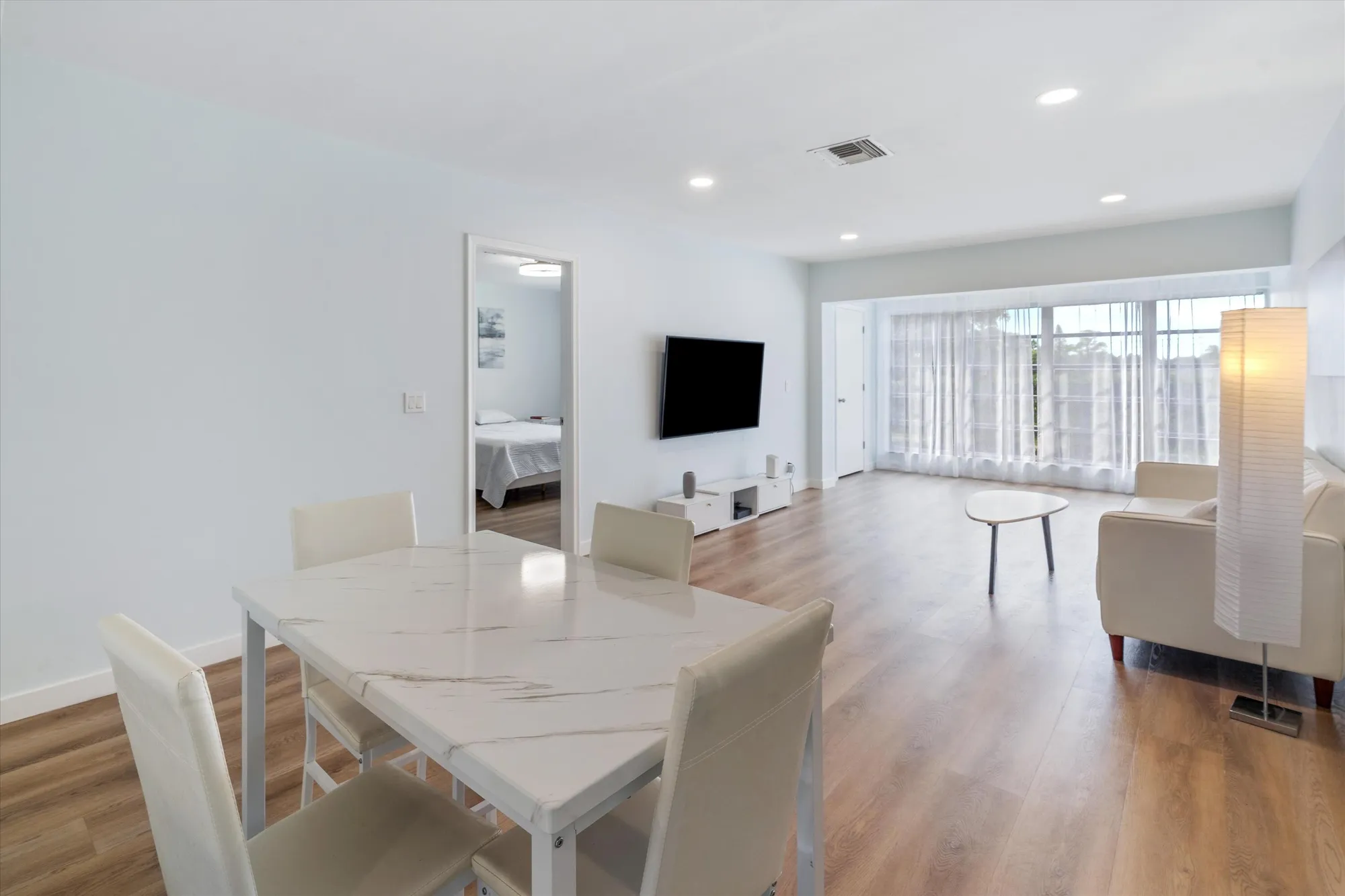 Property Slideshow image 2 of 18 | 1101 cactus ter apt 203, Delray Beach, FL, 33445