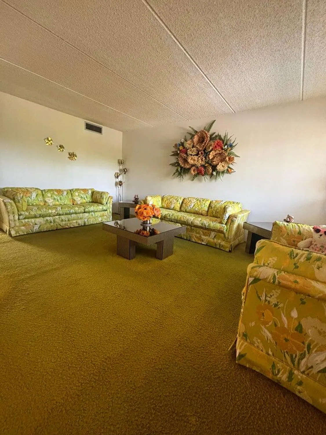 Property Slideshow image 2 of 15 | 3400 springdale blvd 217, Palm Springs, FL, 33461