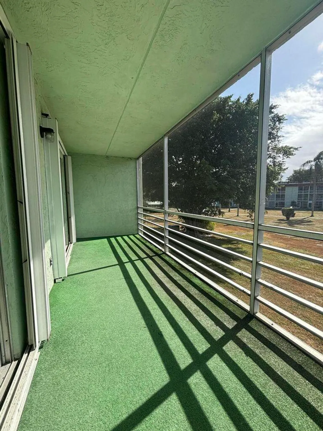 Property Slideshow image 9 of 15 | 3400 springdale blvd 217, Palm Springs, FL, 33461