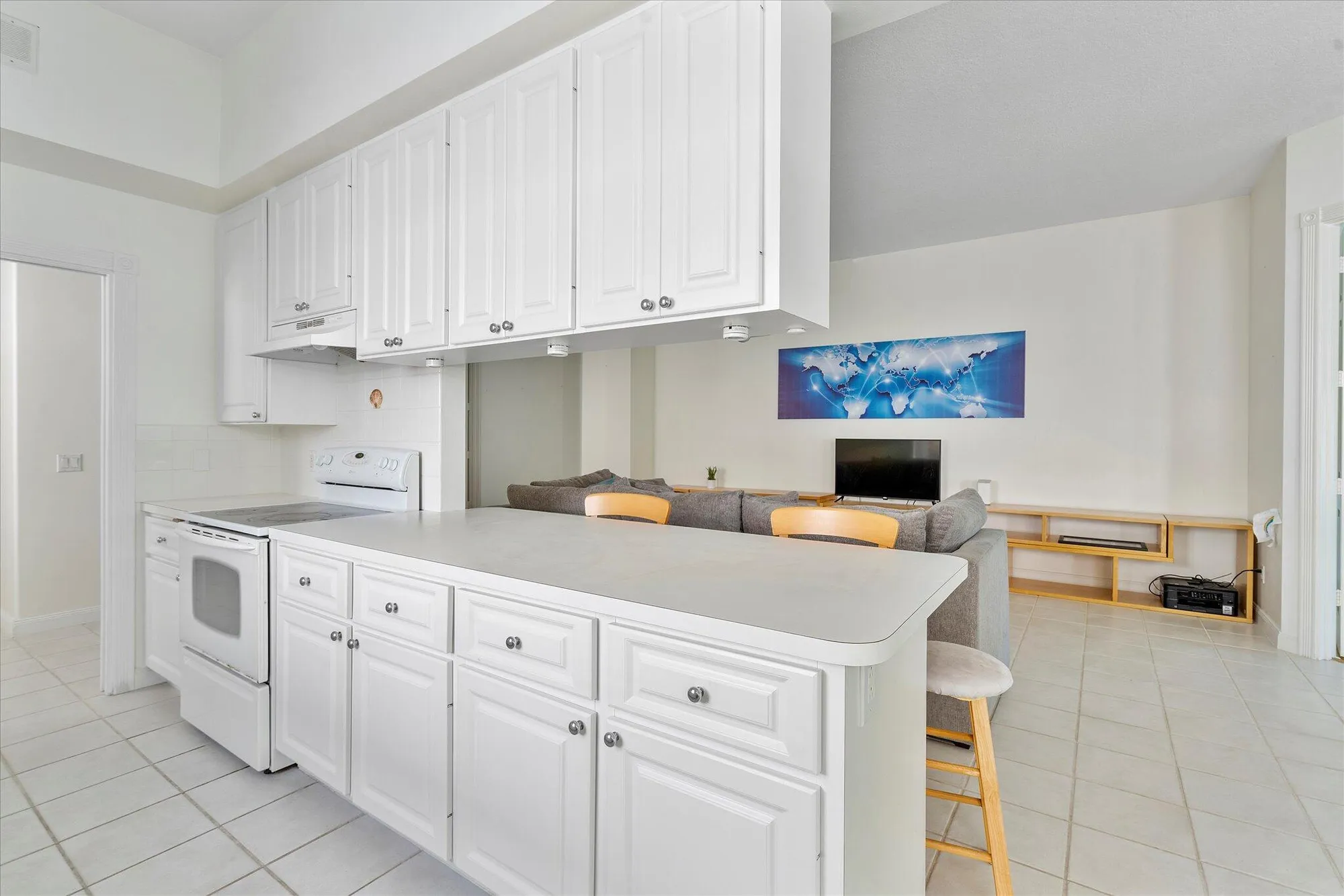 Property Slideshow image 6 of 40 | 2563 james river rd, West Palm Beach, FL, 33411