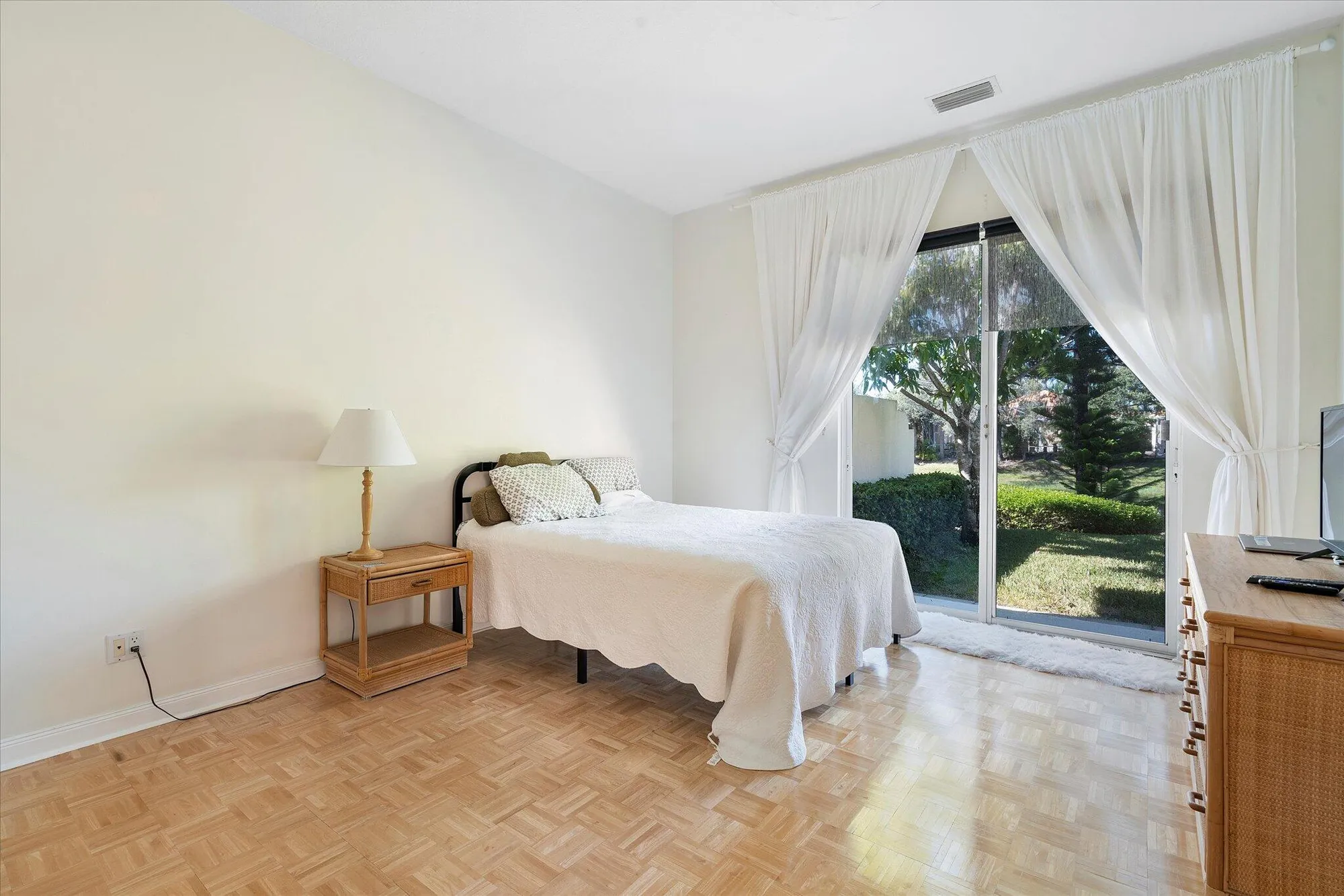 Property Slideshow image 9 of 40 | 2563 james river rd, West Palm Beach, FL, 33411