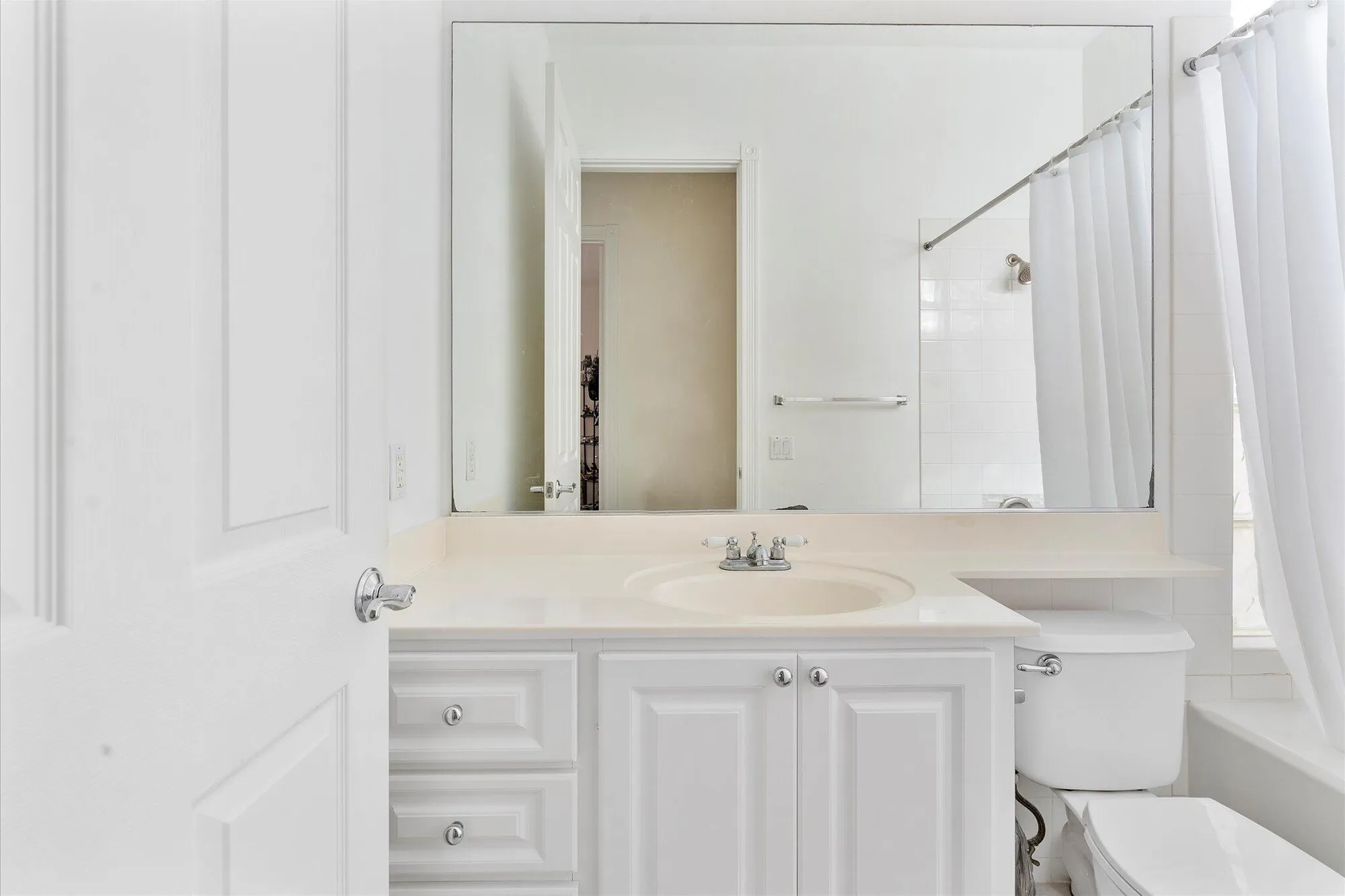 Property Slideshow image 16 of 40 | 2563 james river rd, West Palm Beach, FL, 33411