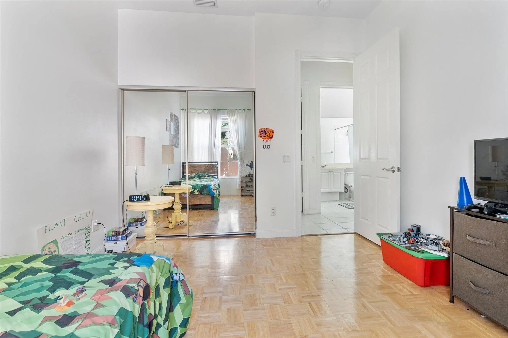 Property Slideshow image 19 of 40 | 2563 james river rd, West Palm Beach, FL, 33411