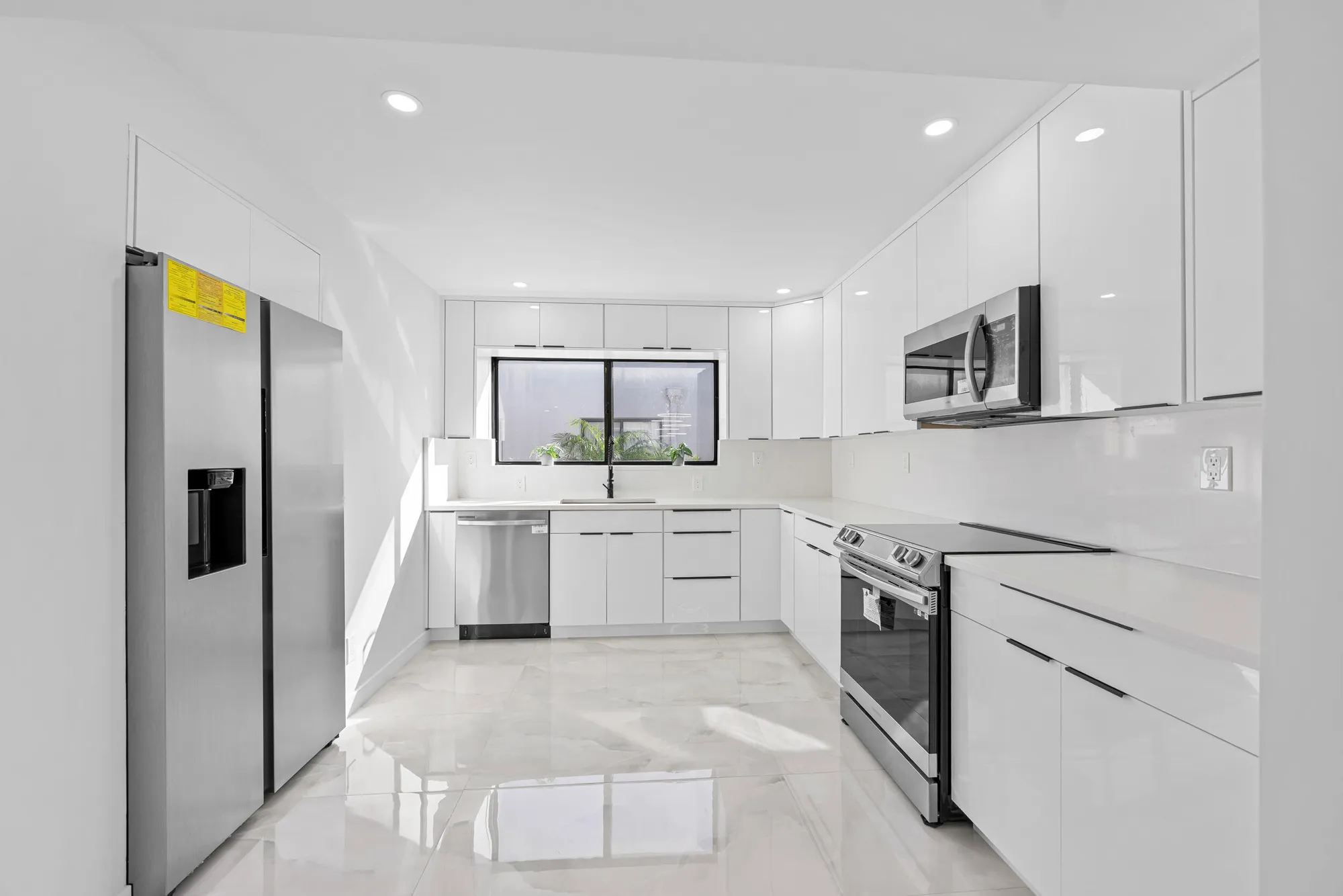 Property Slideshow image 18 of 53 | 15450 pembridge ave apt 187, Delray Beach, FL, 33484