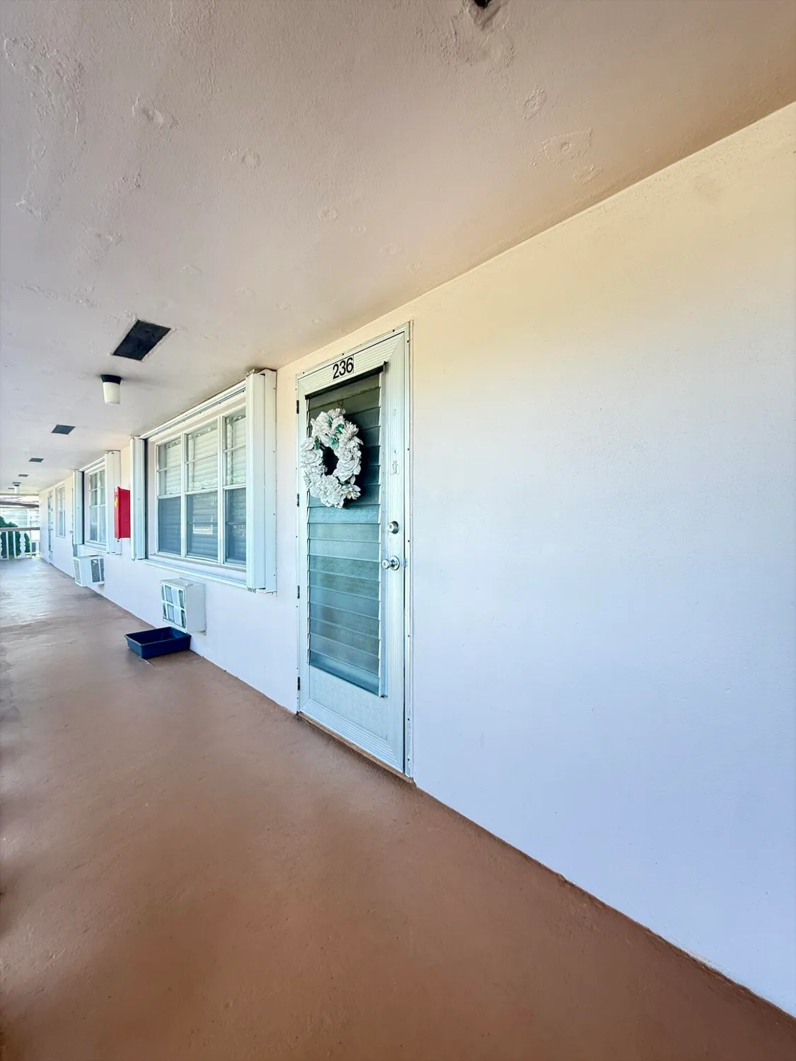 Property Slideshow image 2 of 14 | 236 kent, West Palm Beach, FL, 33417