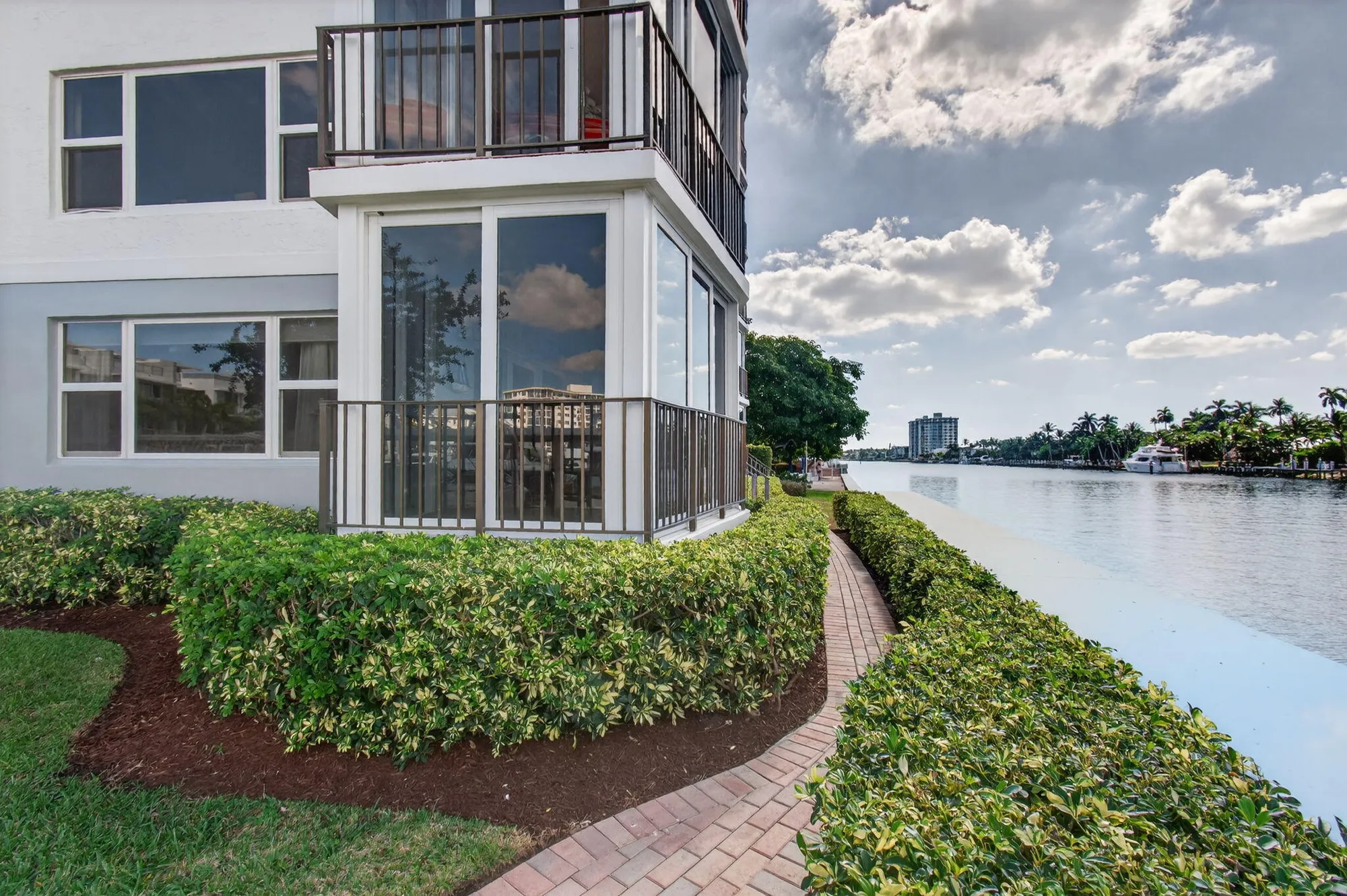 Property Slideshow image 5 of 65 | 200 macfarlane dr n-102, Delray Beach, FL, 33483