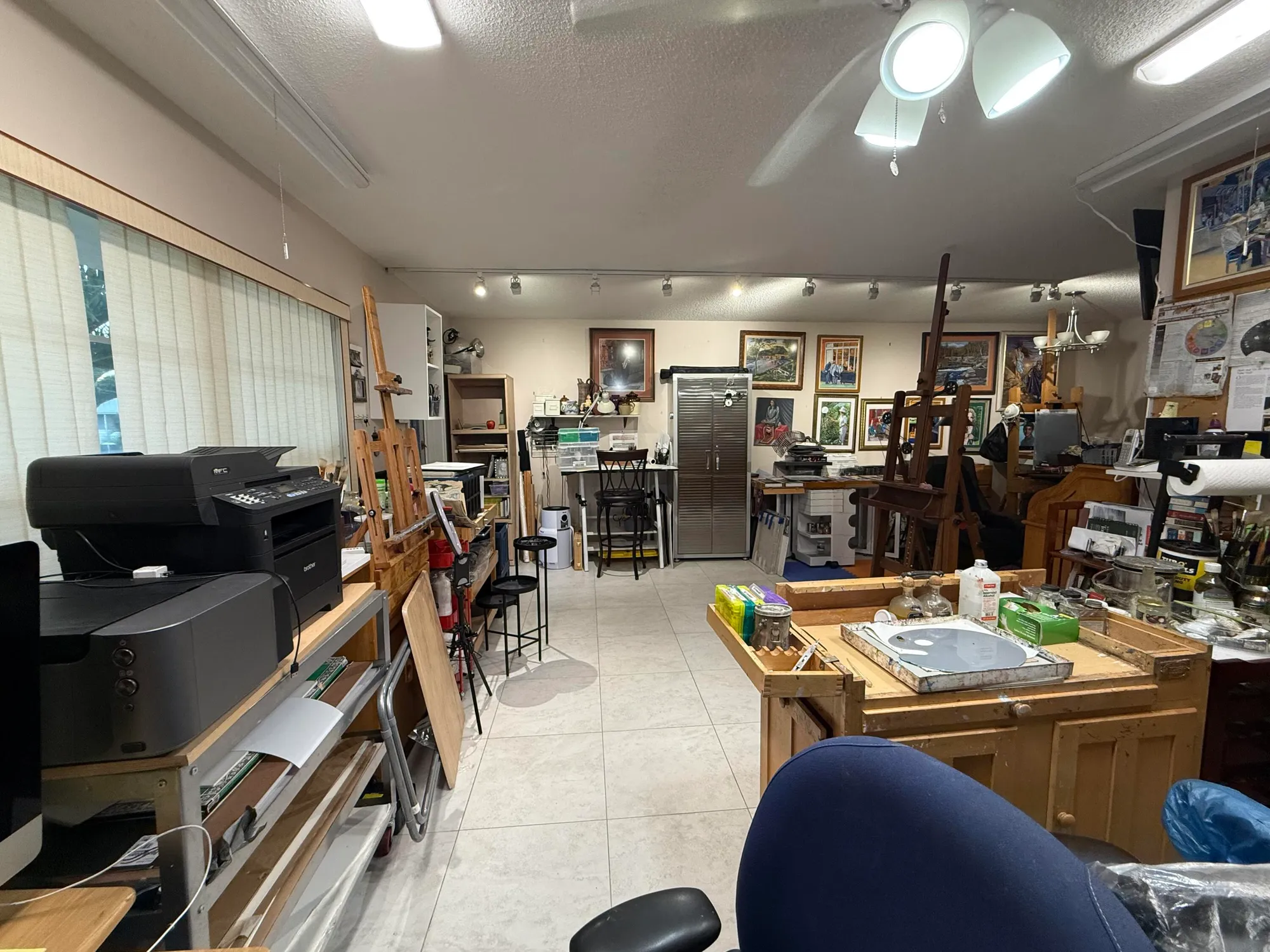 Property Slideshow image 4 of 38 | 207 wellington e unit e, West Palm Beach, FL, 33417