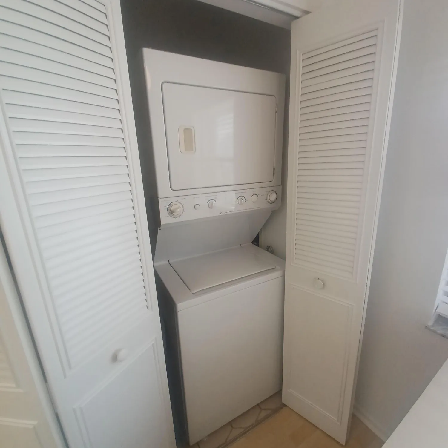 Property Slideshow image 20 of 25 | 14723 cumberland dr apt 205, Delray Beach, FL, 33446