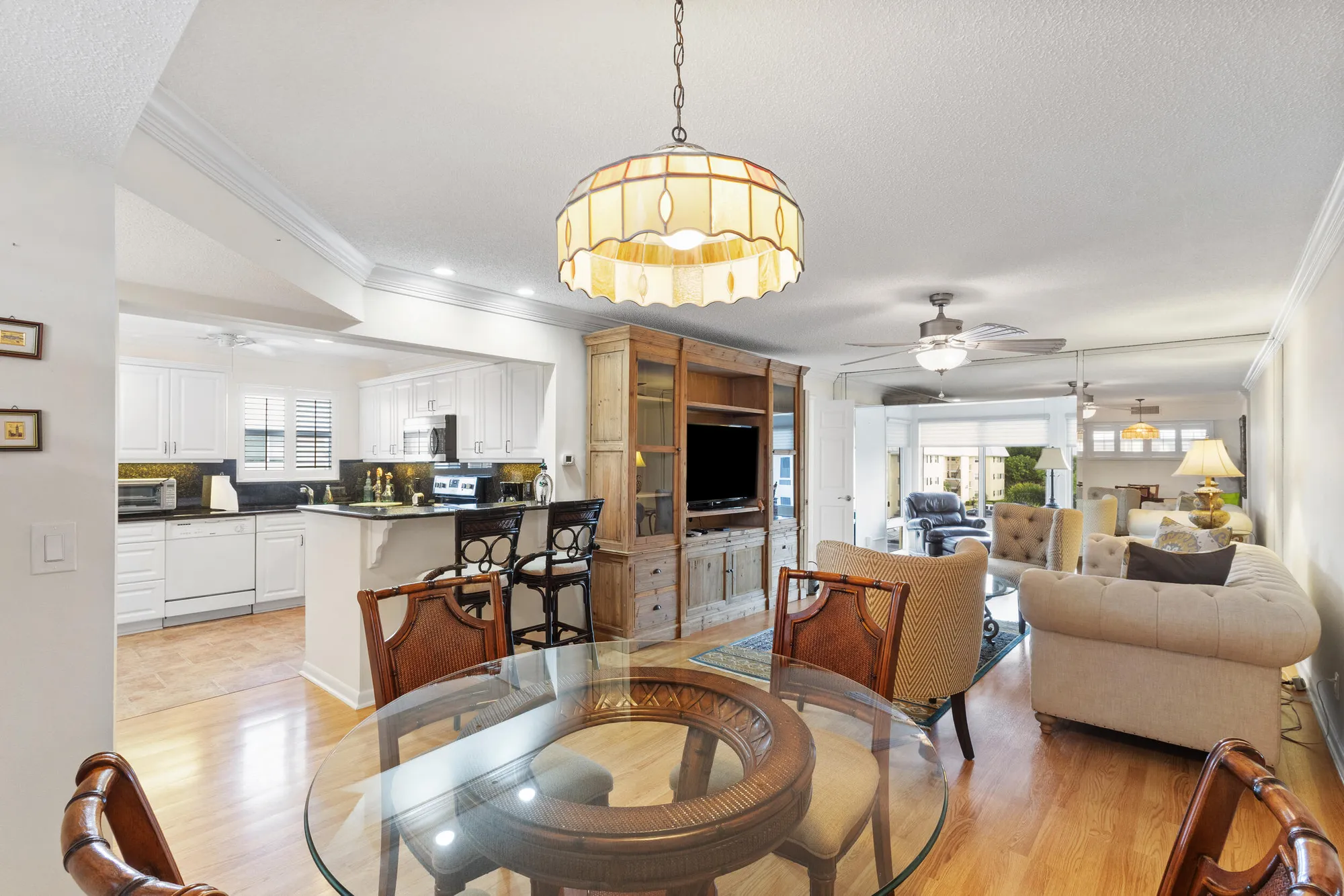 Property Slideshow image 6 of 28 | 14 colonial club dr apt 300, Boynton Beach, FL, 33435