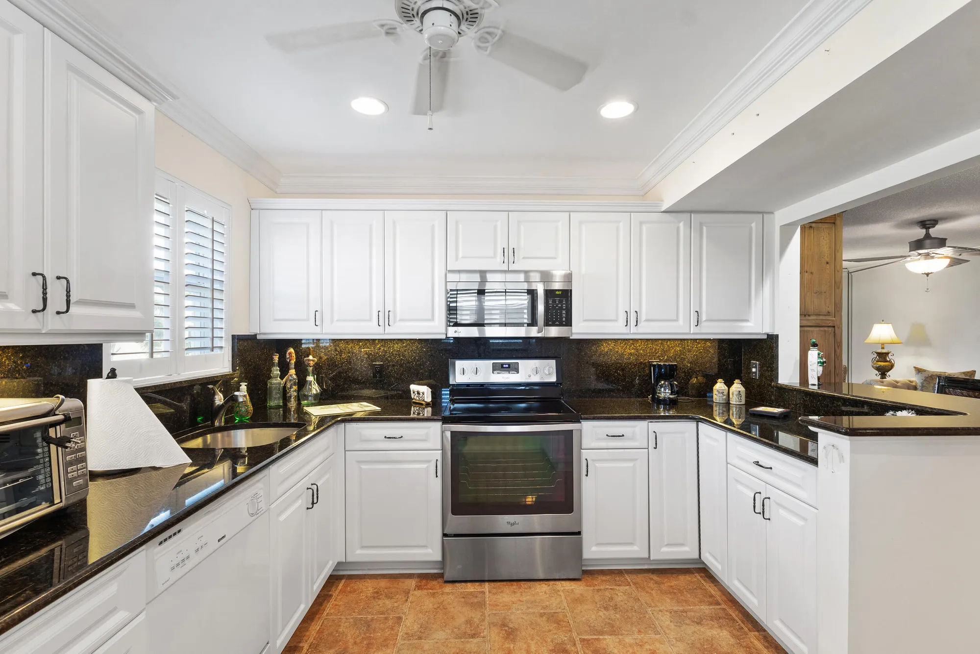 Property Slideshow image 4 of 28 | 14 colonial club dr apt 300, Boynton Beach, FL, 33435