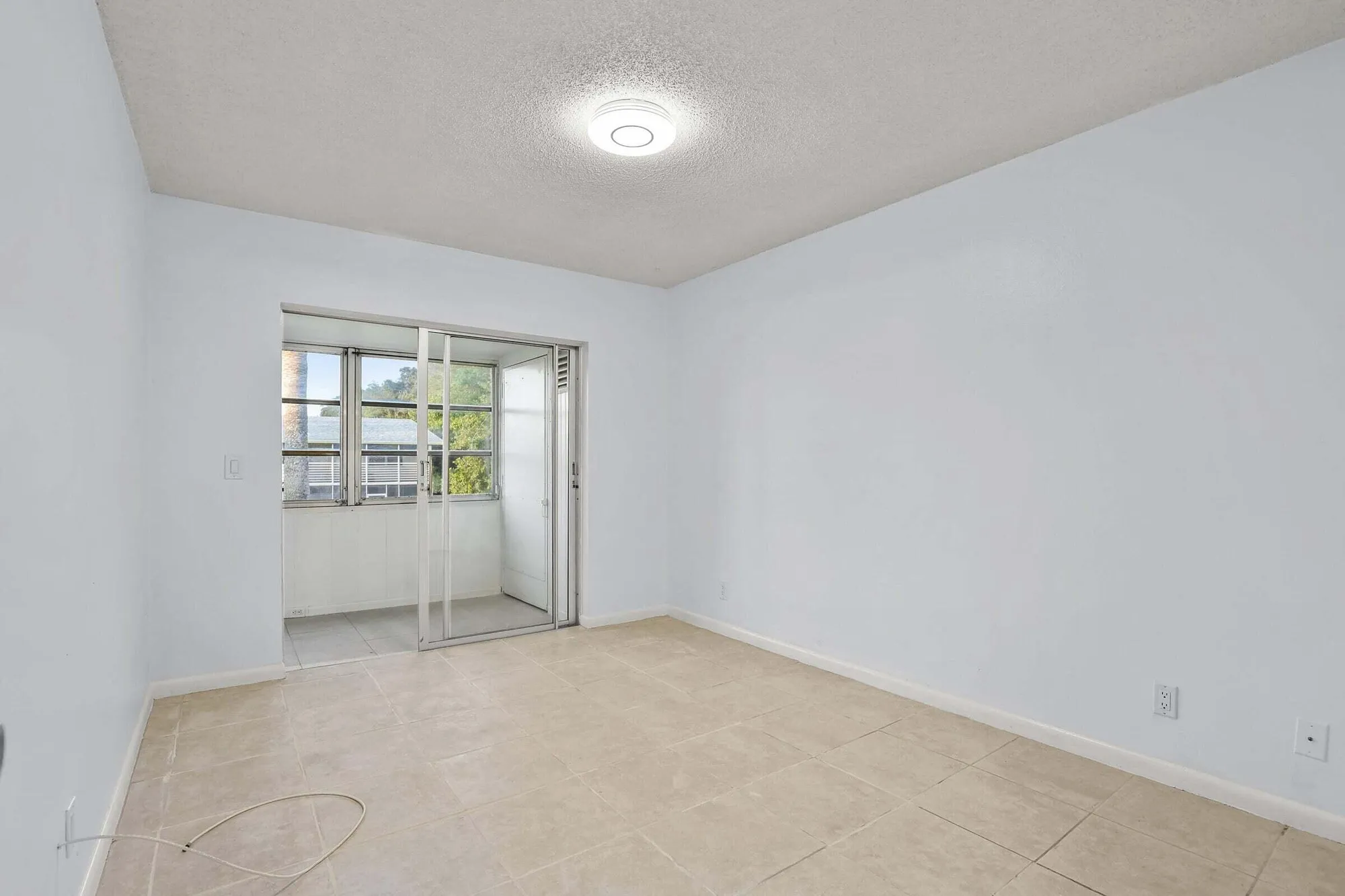 Property Slideshow image 10 of 30 | 63 hastings d d, West Palm Beach, FL, 33417