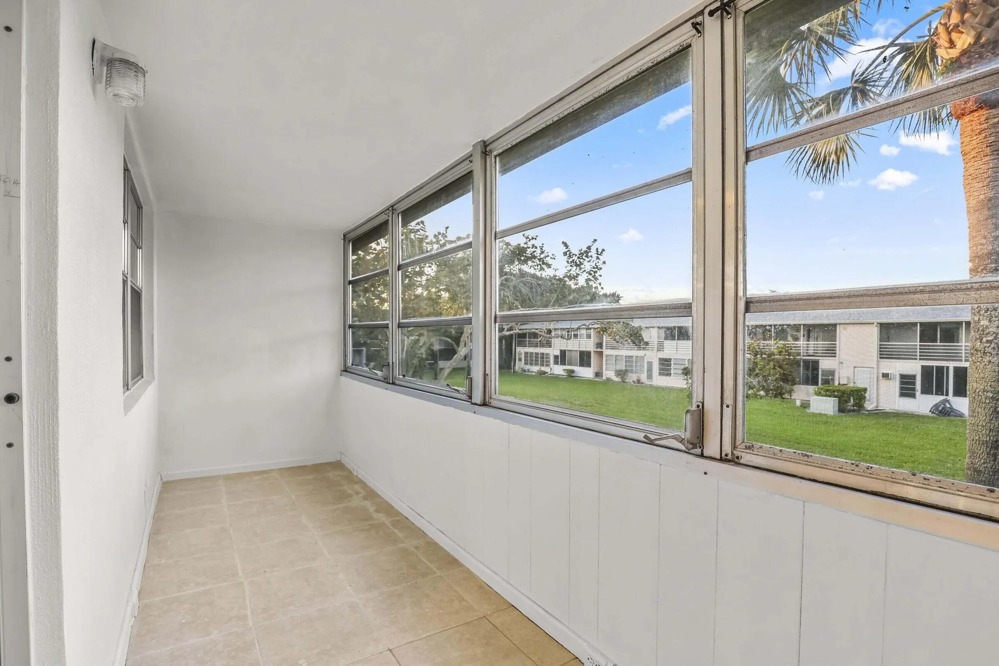 Property Slideshow image 15 of 30 | 63 hastings d d, West Palm Beach, FL, 33417