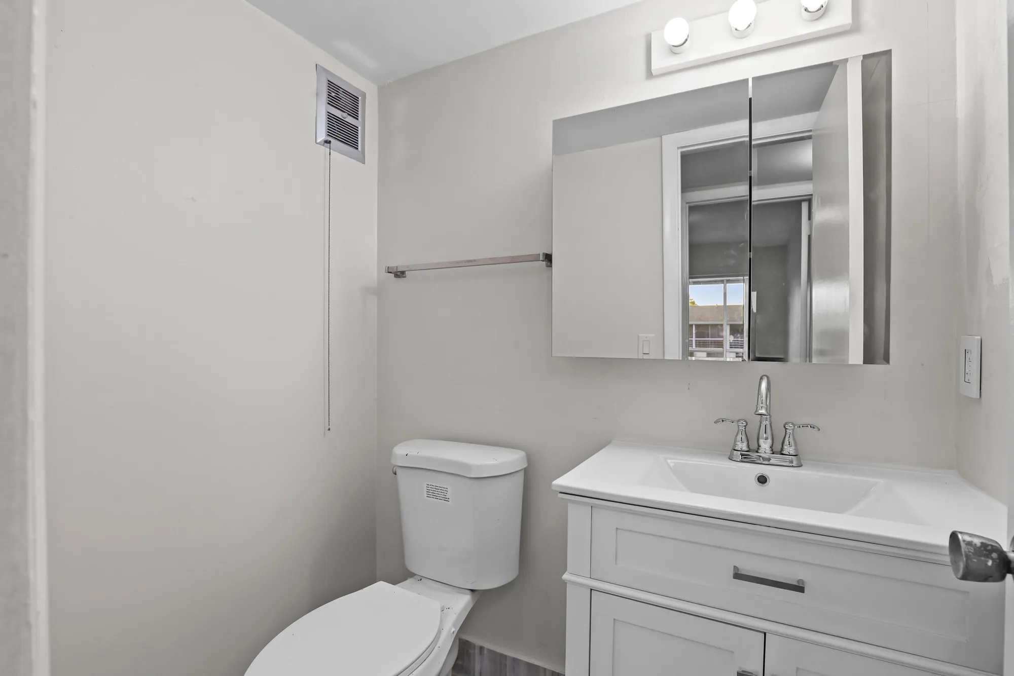 Property Slideshow image 10 of 32 | 148 hastings i, West Palm Beach, FL, 33417