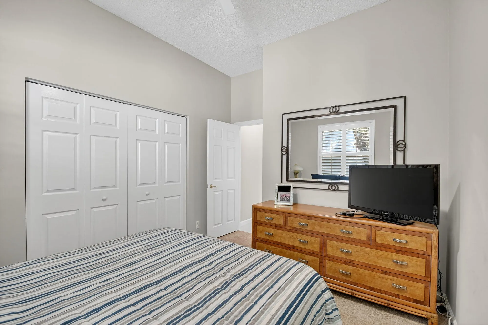 Property Slideshow image 23 of 72 | 7811 rockford rd, Boynton Beach, FL, 33472