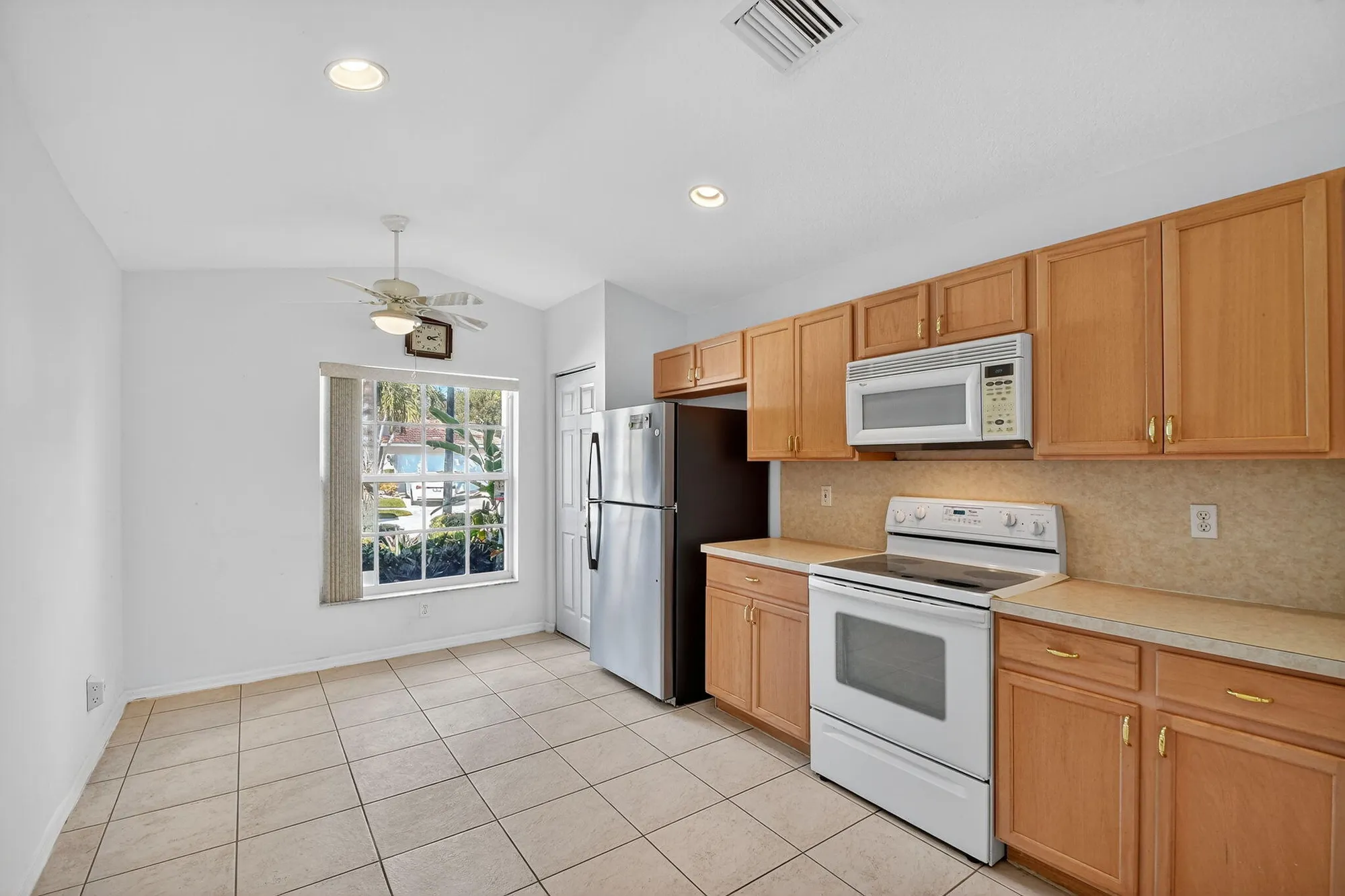 Property Slideshow image 11 of 64 | 5194 palazzo pl, Boynton Beach, FL, 33437
