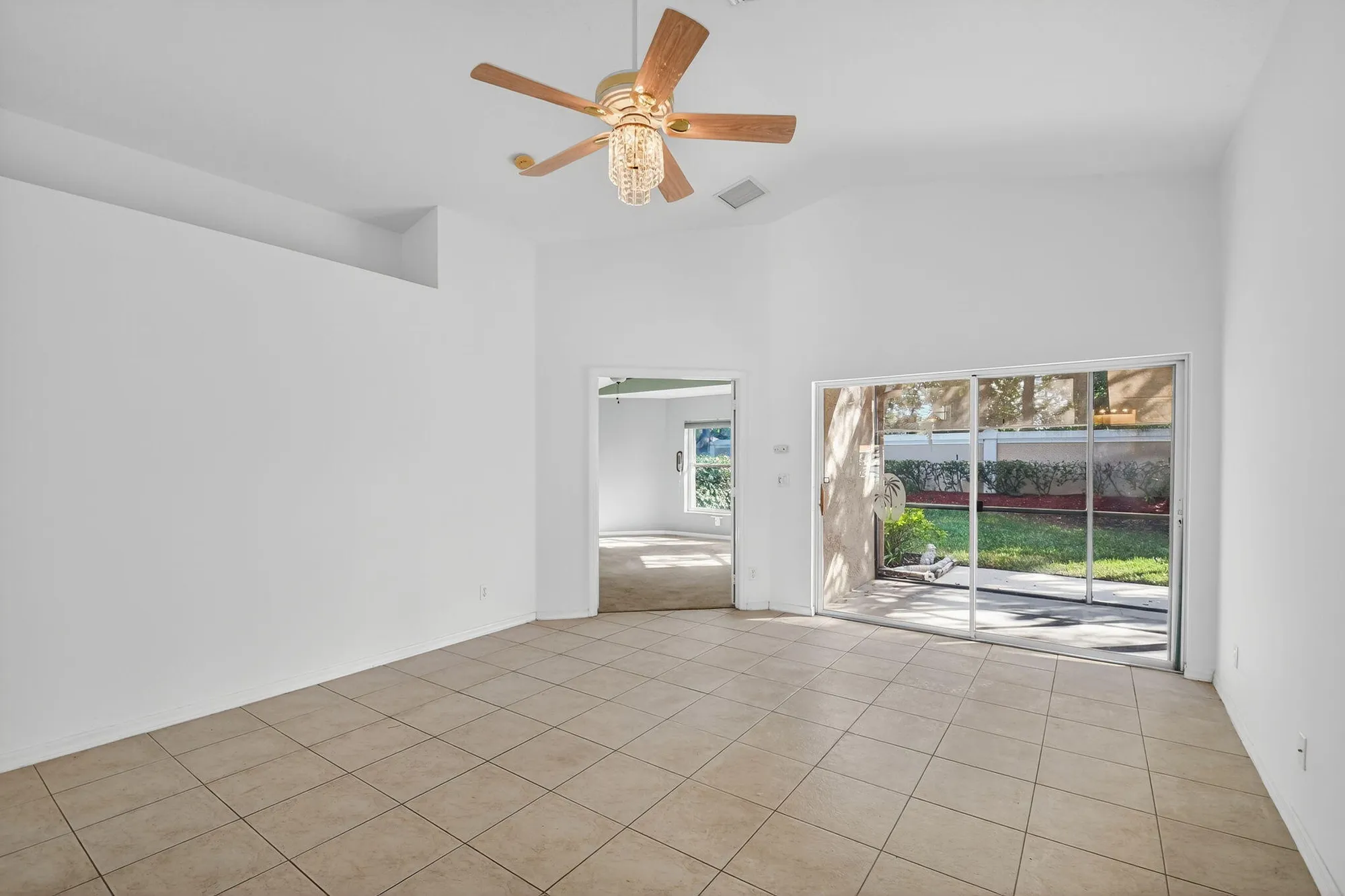 Property Slideshow image 15 of 64 | 5194 palazzo pl, Boynton Beach, FL, 33437