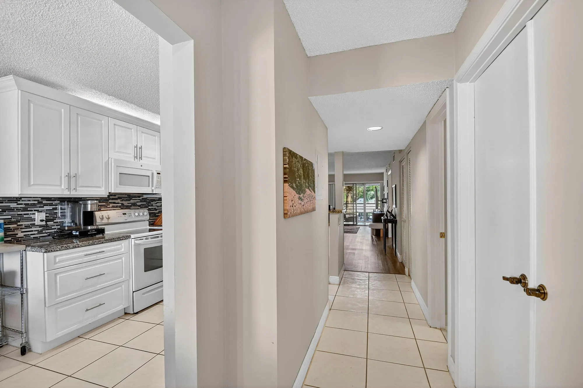 Property Slideshow image 6 of 68 | 10092 cedar point blvd apt 305, Boynton Beach, FL, 33437