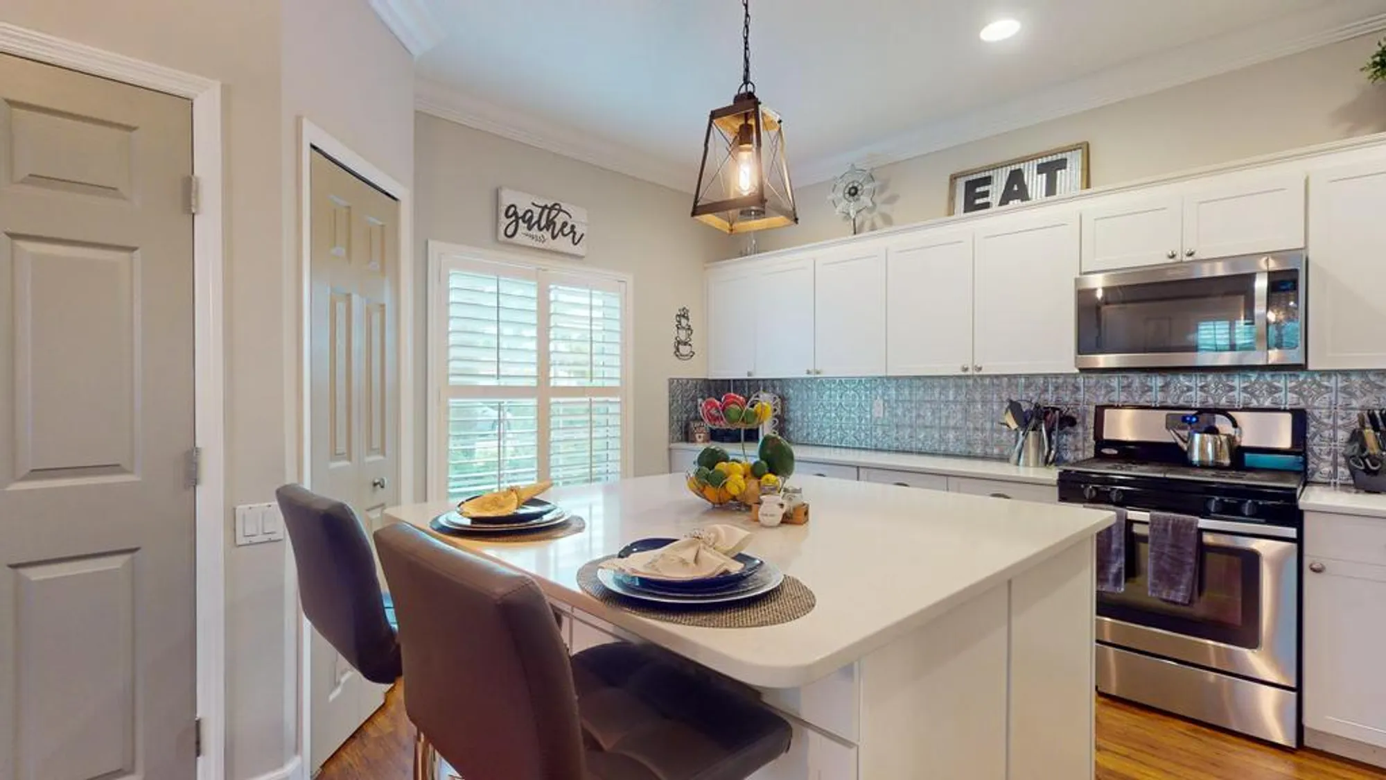 Property Slideshow image 15 of 78 | 607 nw whitfield way, Port Saint Lucie, FL, 34986