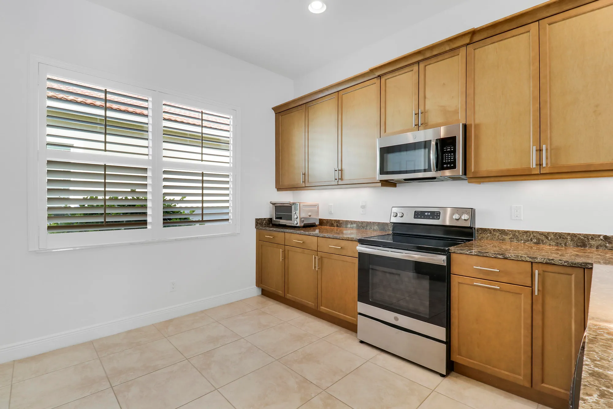 Property Slideshow image 17 of 61 | 11215 sw visconti way, Port Saint Lucie, FL, 34986