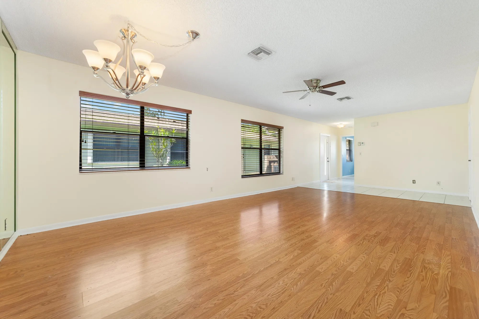 Property Slideshow image 7 of 39 | 1720 palmland dr # 5a, Boynton Beach, FL, 33436