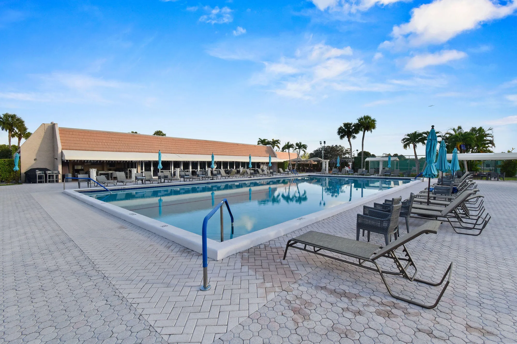 Property Slideshow image 25 of 32 | 140 lake nancy ln apt 112, West Palm Beach, FL, 33411