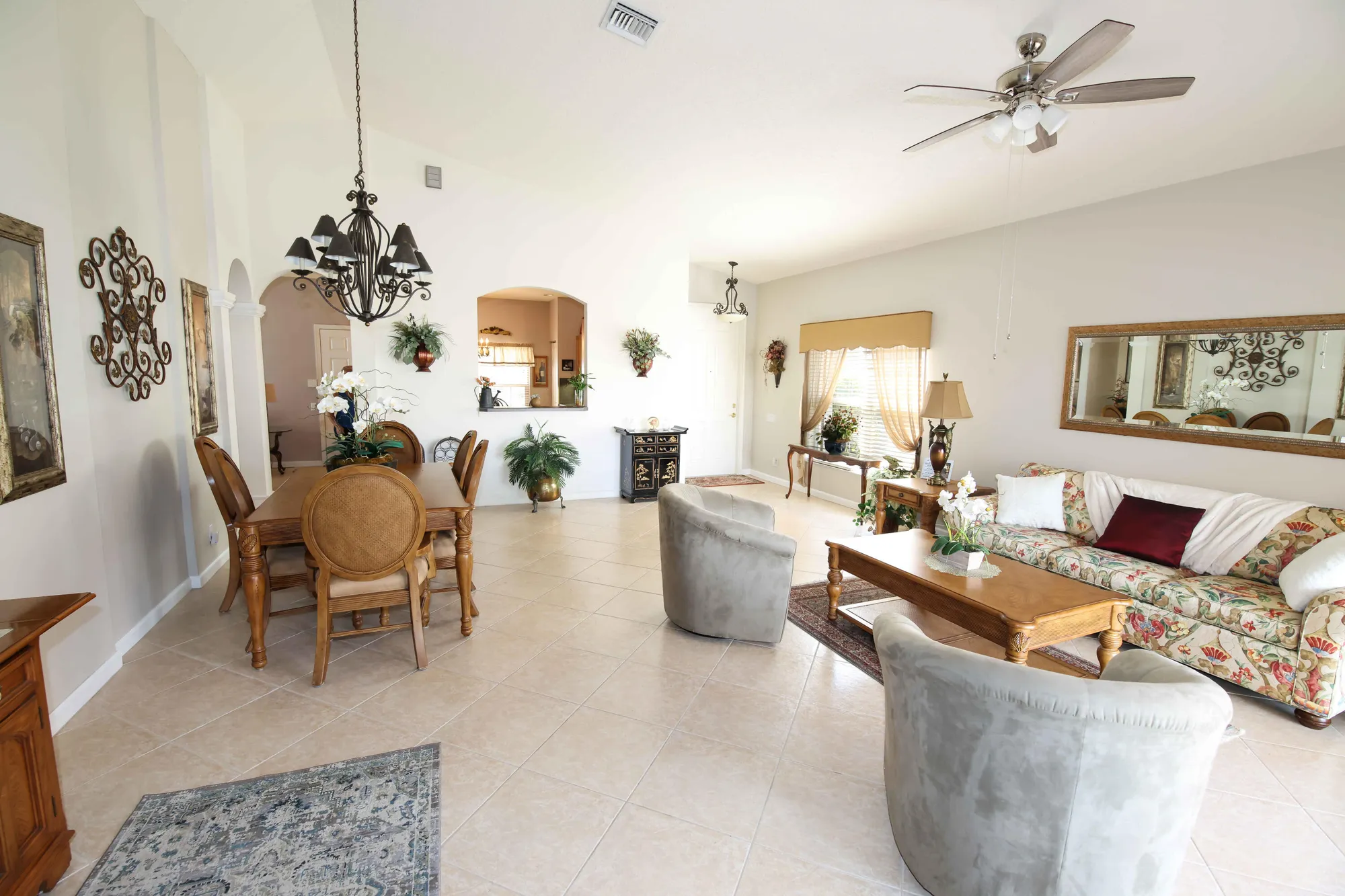 Property Slideshow image 7 of 75 | 324 nw breezy point loop, Port Saint Lucie, FL, 34986