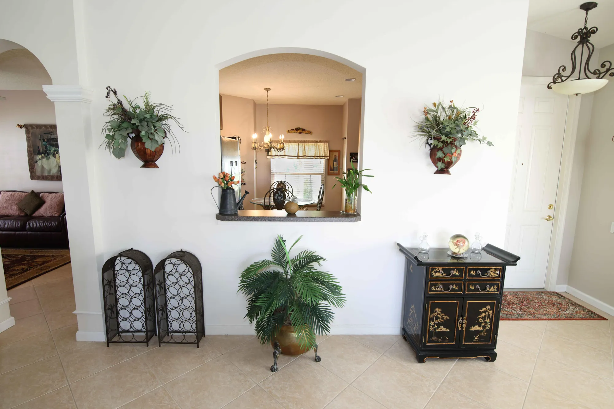 Property Slideshow image 10 of 75 | 324 nw breezy point loop, Port Saint Lucie, FL, 34986