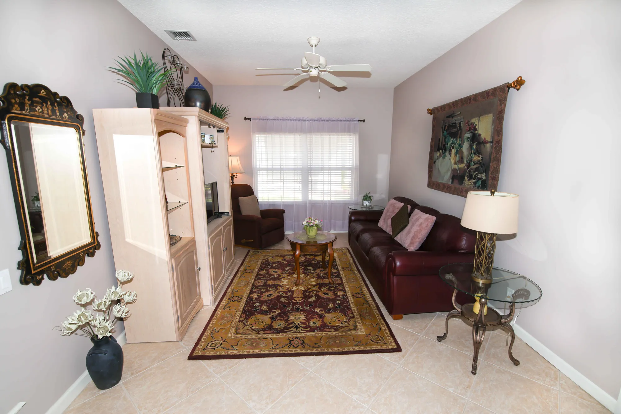 Property Slideshow image 14 of 75 | 324 nw breezy point loop, Port Saint Lucie, FL, 34986