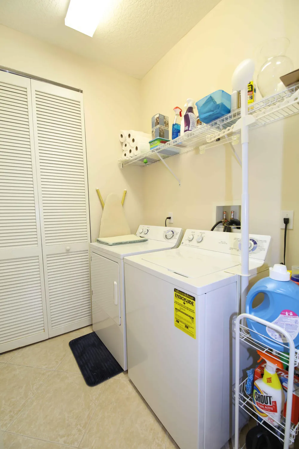 Property Slideshow image 21 of 75 | 324 nw breezy point loop, Port Saint Lucie, FL, 34986