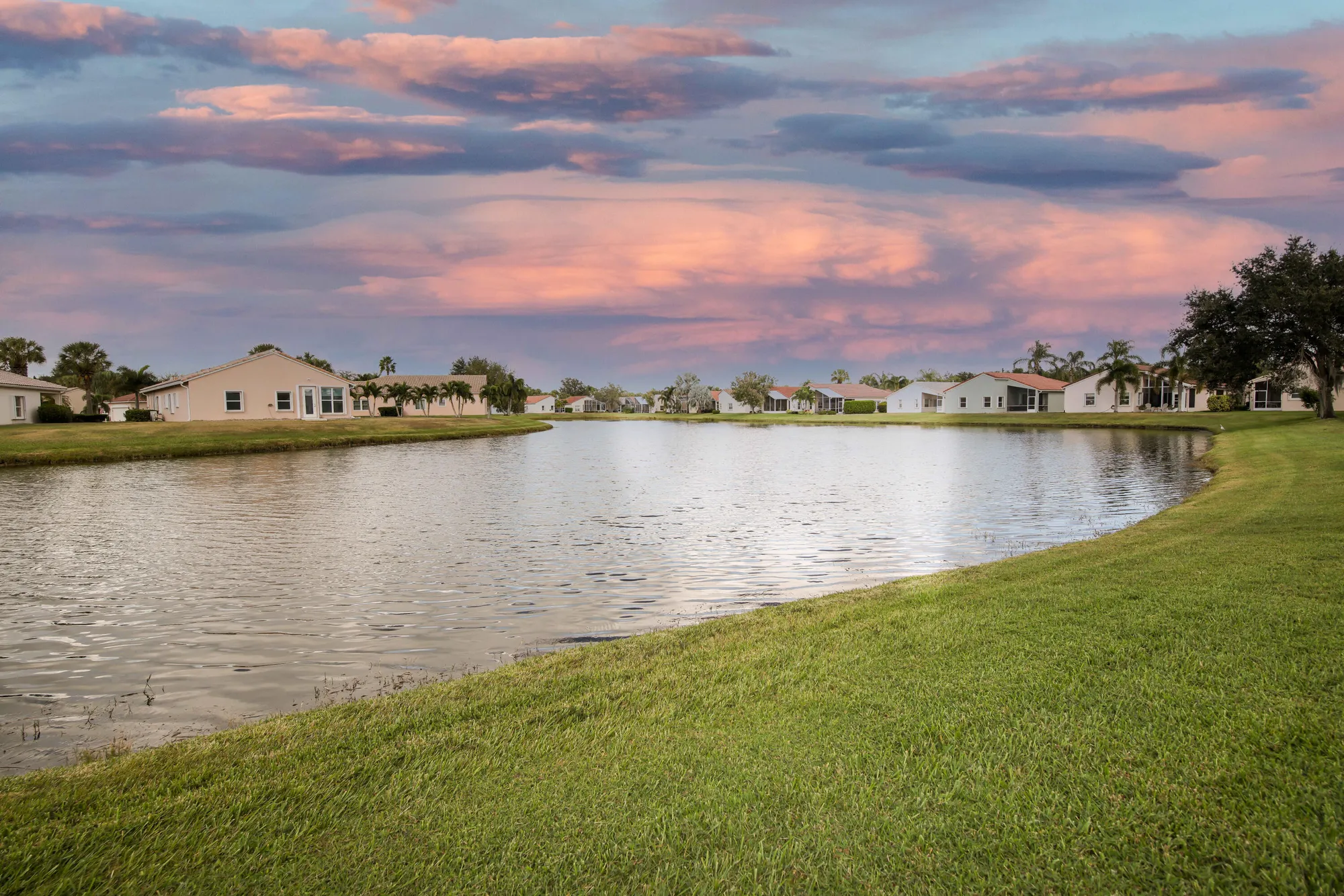 Property Slideshow image 26 of 75 | 324 nw breezy point loop, Port Saint Lucie, FL, 34986