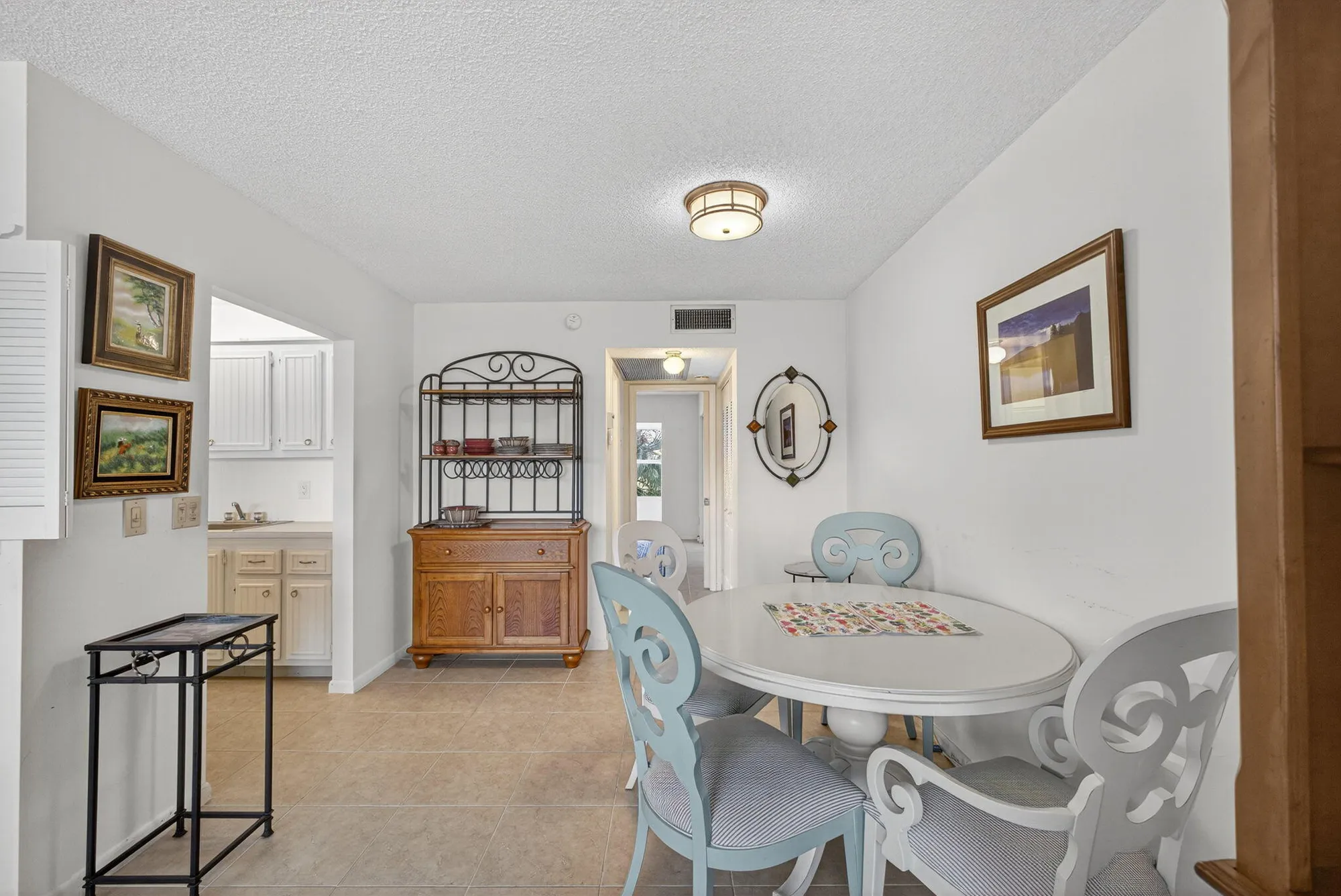 Property Slideshow image 7 of 31 | 334 dover b, West Palm Beach, FL, 33417