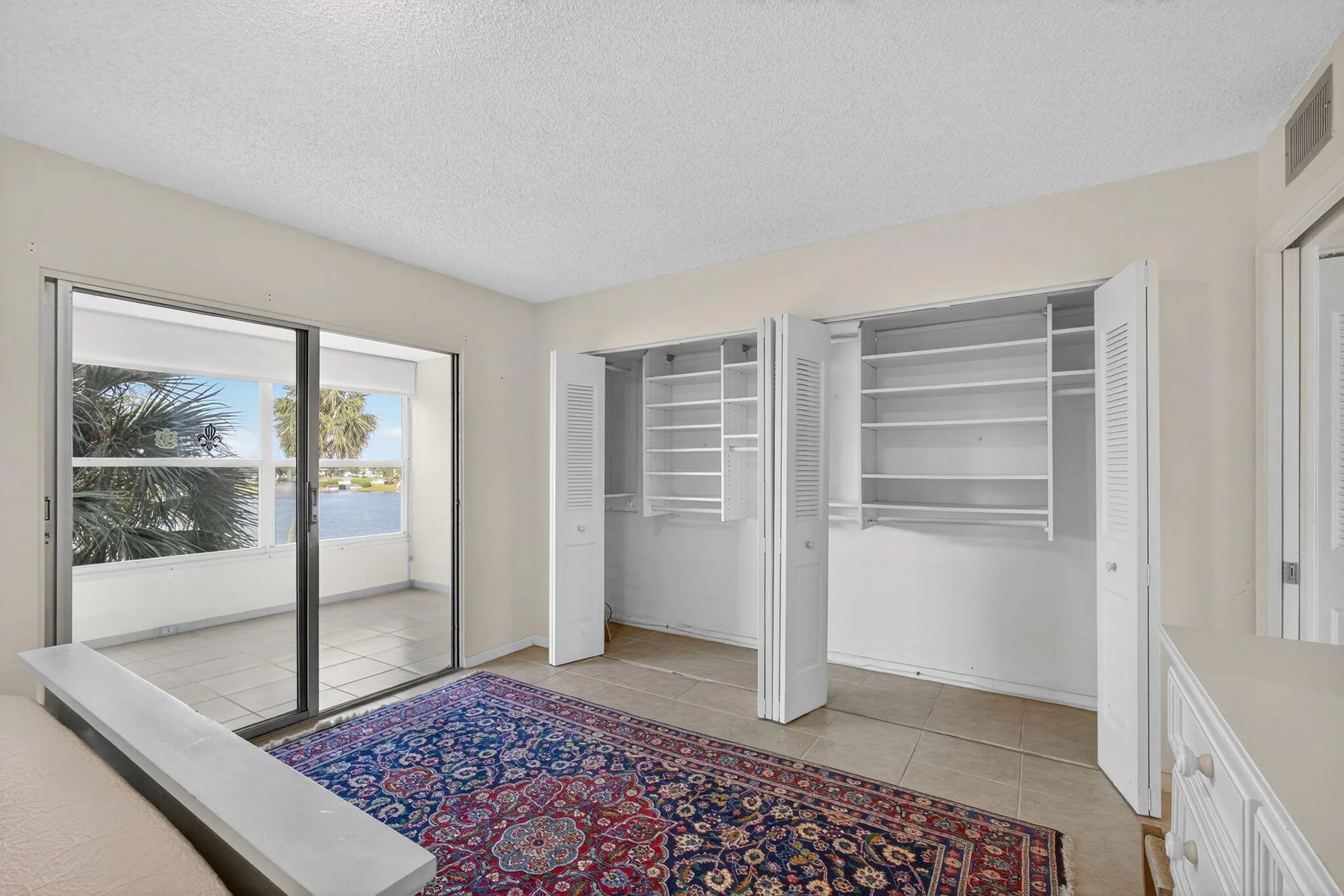 Property Slideshow image 17 of 31 | 334 dover b, West Palm Beach, FL, 33417