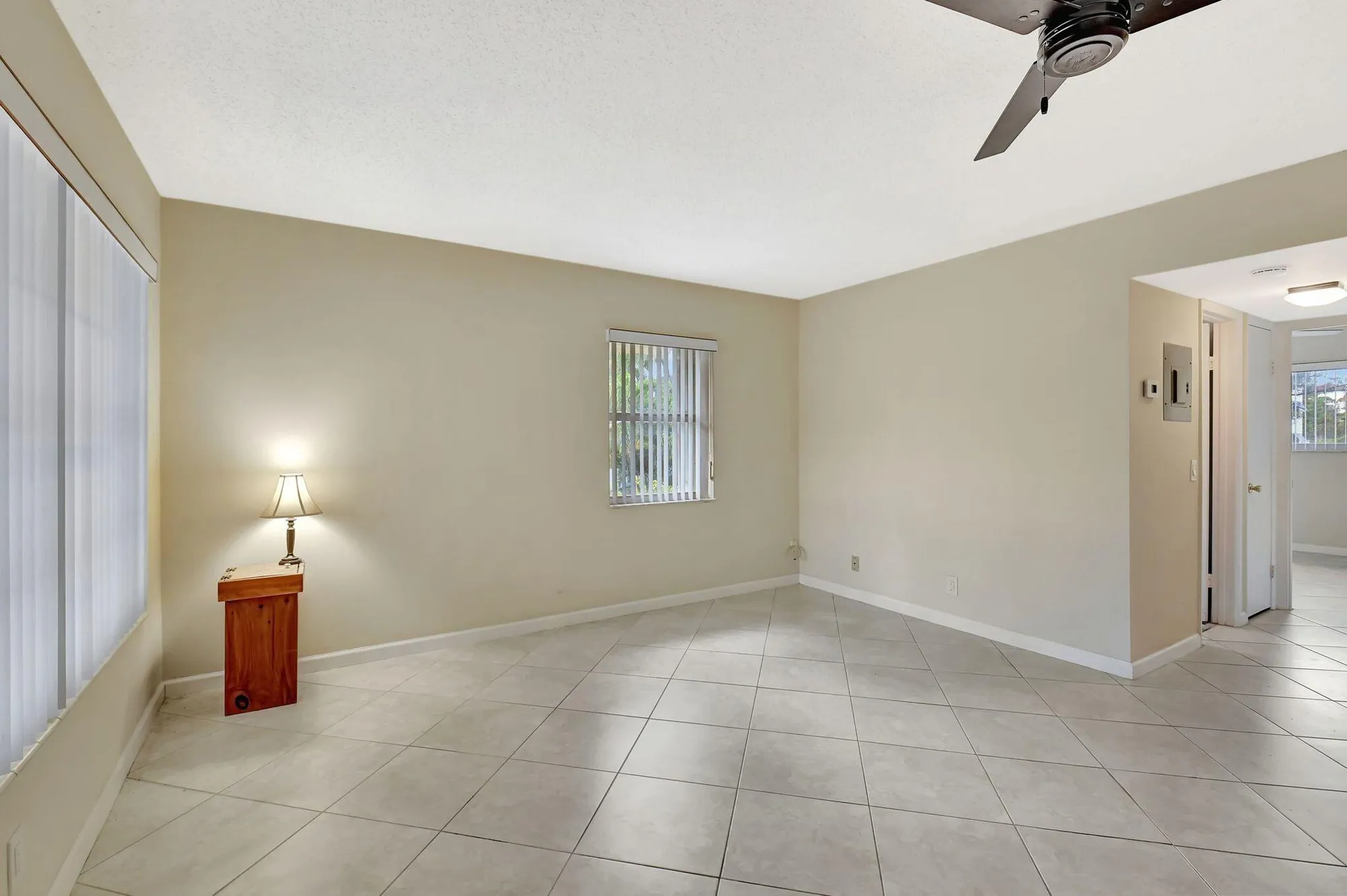 Property Slideshow image 5 of 42 | 638 snug harbor dr apt e11, Boynton Beach, FL, 33435