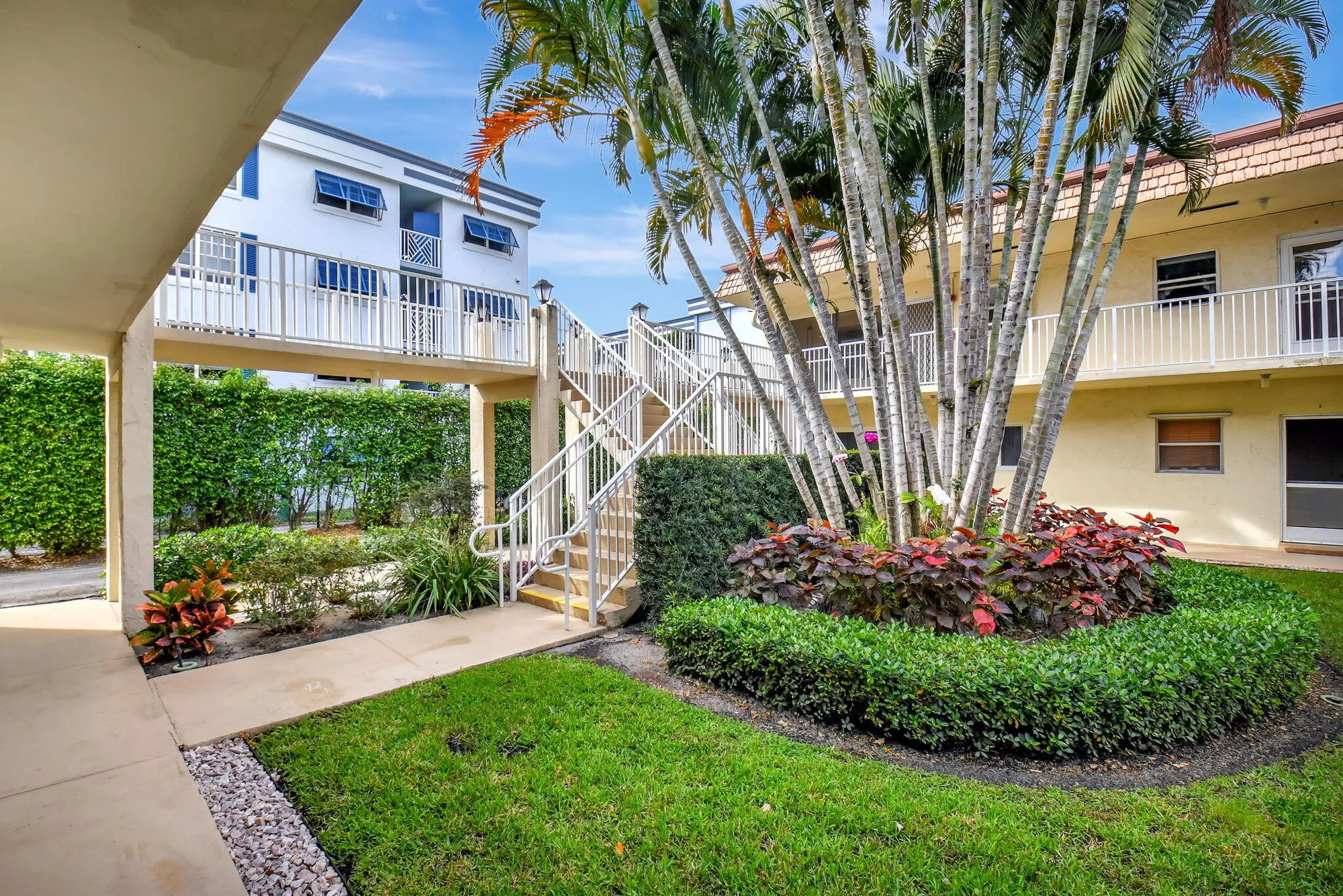 Property Slideshow image 30 of 42 | 638 snug harbor dr apt e11, Boynton Beach, FL, 33435