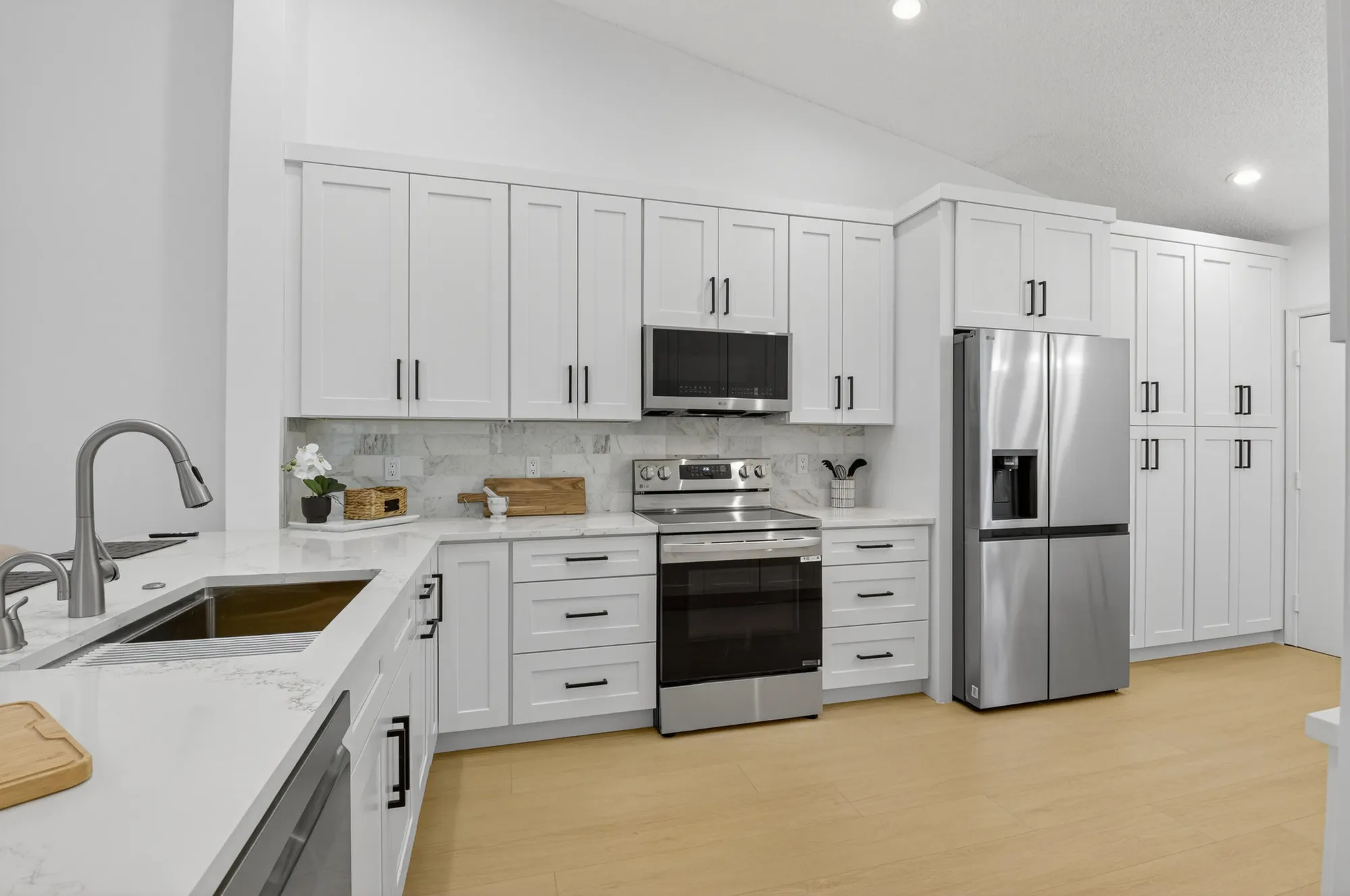 Property Slideshow image 16 of 85 | 7087 summer tree dr, Boynton Beach, FL, 33437