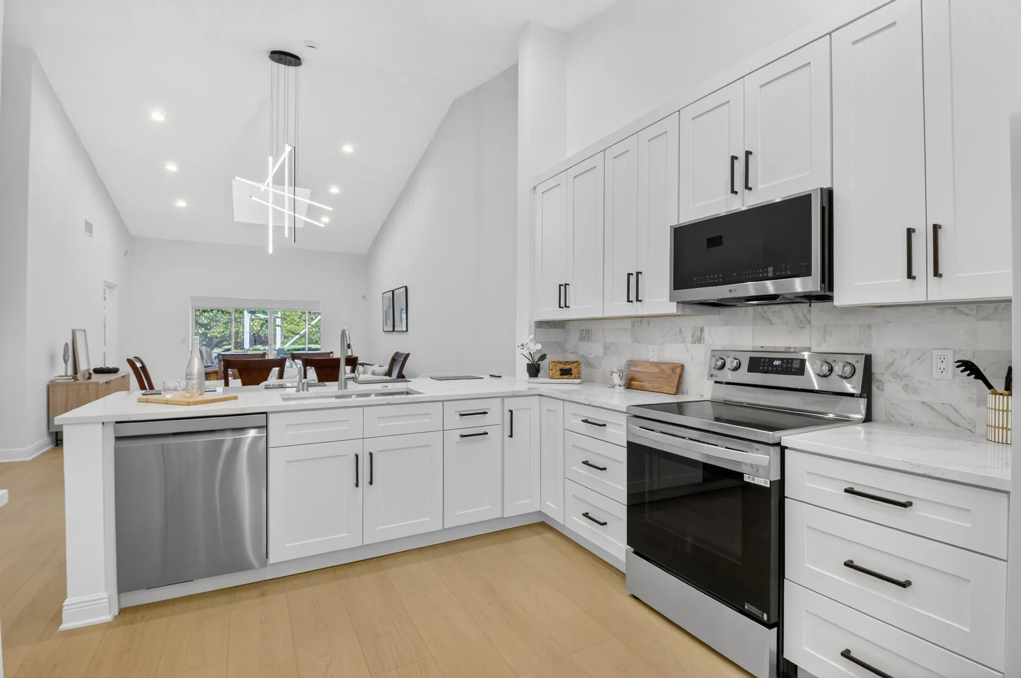 Property Slideshow image 19 of 85 | 7087 summer tree dr, Boynton Beach, FL, 33437