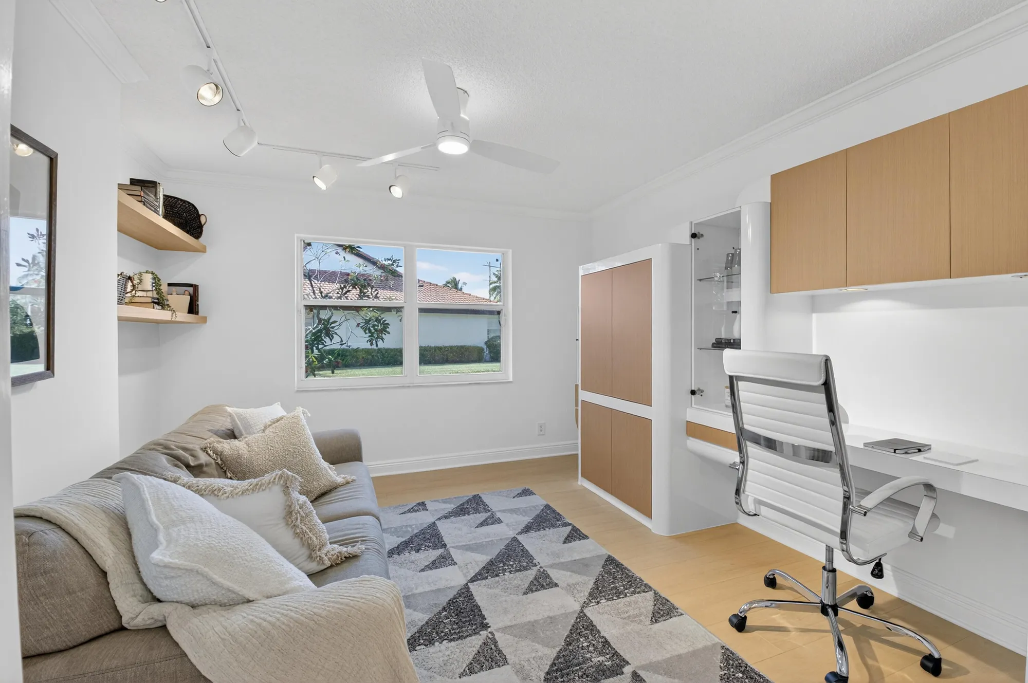 Property Slideshow image 31 of 85 | 7087 summer tree dr, Boynton Beach, FL, 33437