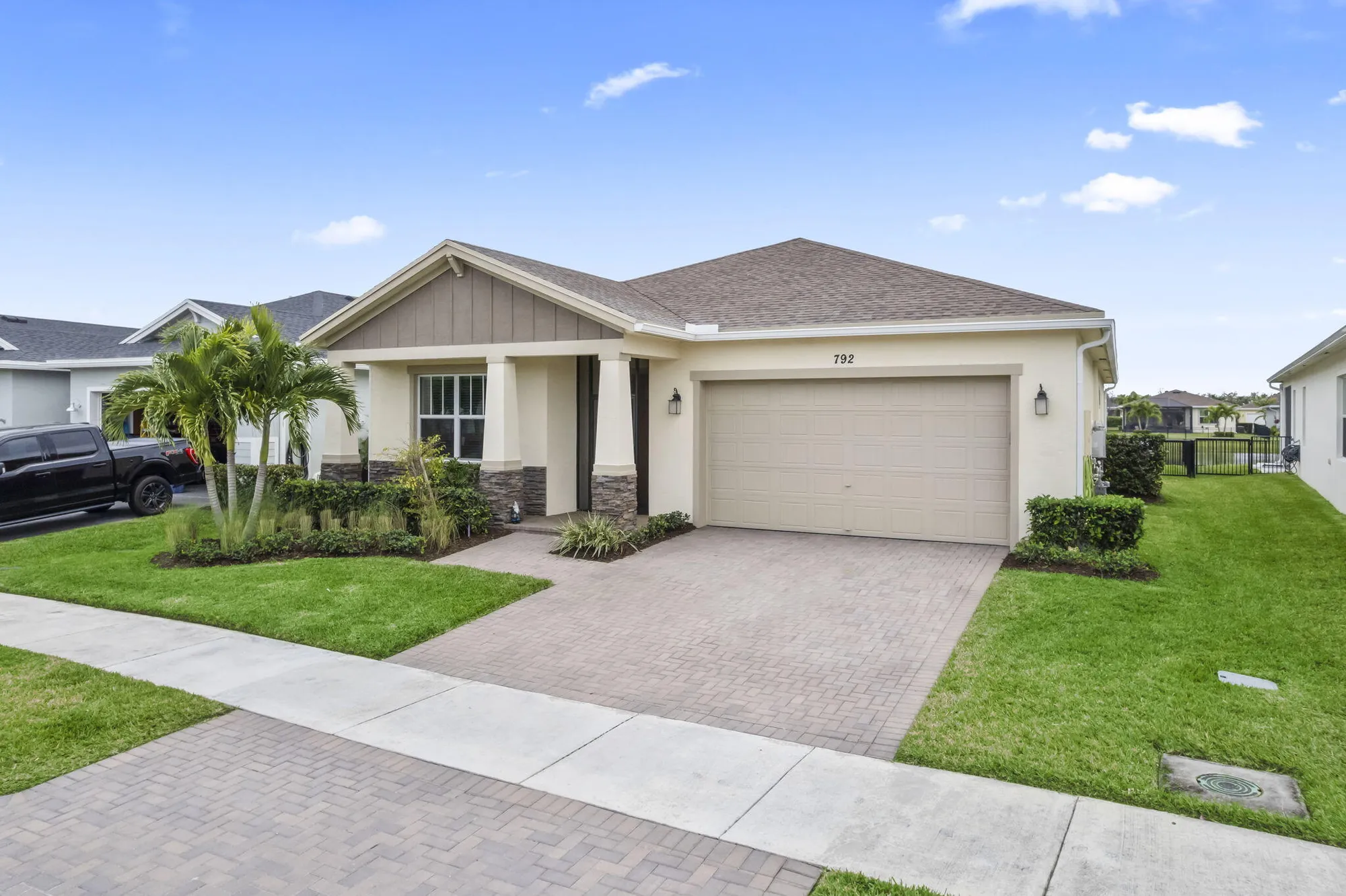 Property Slideshow image 36 of 41 | 792 se bloomfield rd, Port Saint Lucie, FL, 34984