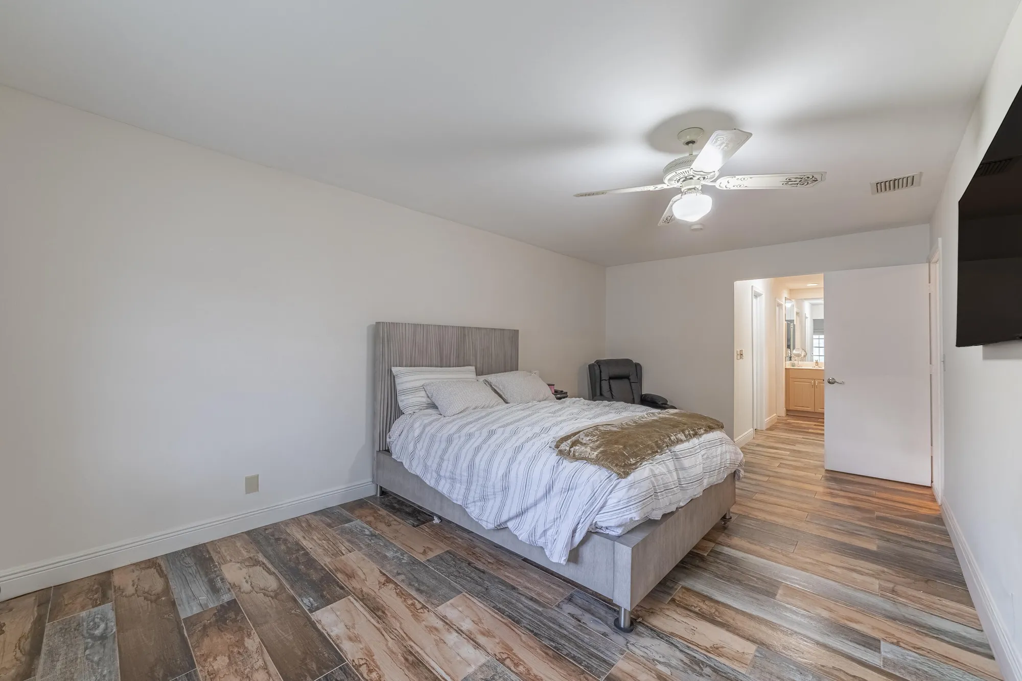 Property Slideshow image 15 of 36 | 10110 44th way s # 386, Boynton Beach, FL, 33436